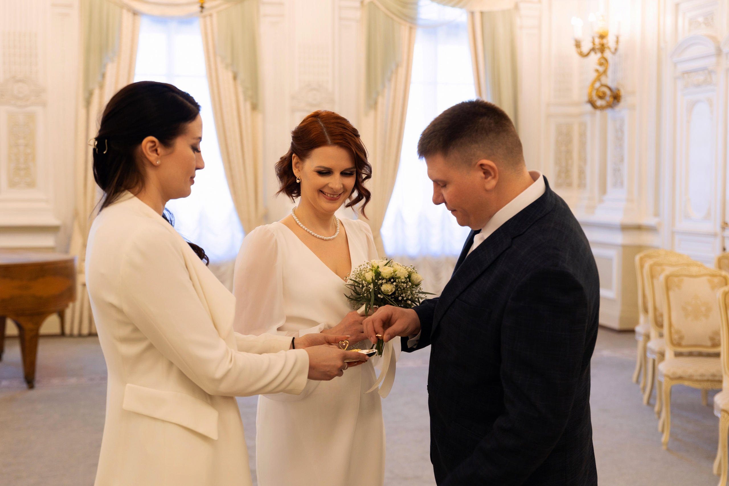 Свадьба во дворце бракосочетания на Английской набережной. Семейный и свадебный фотограф в Санкт-Петербурге Татьяна Швыкова