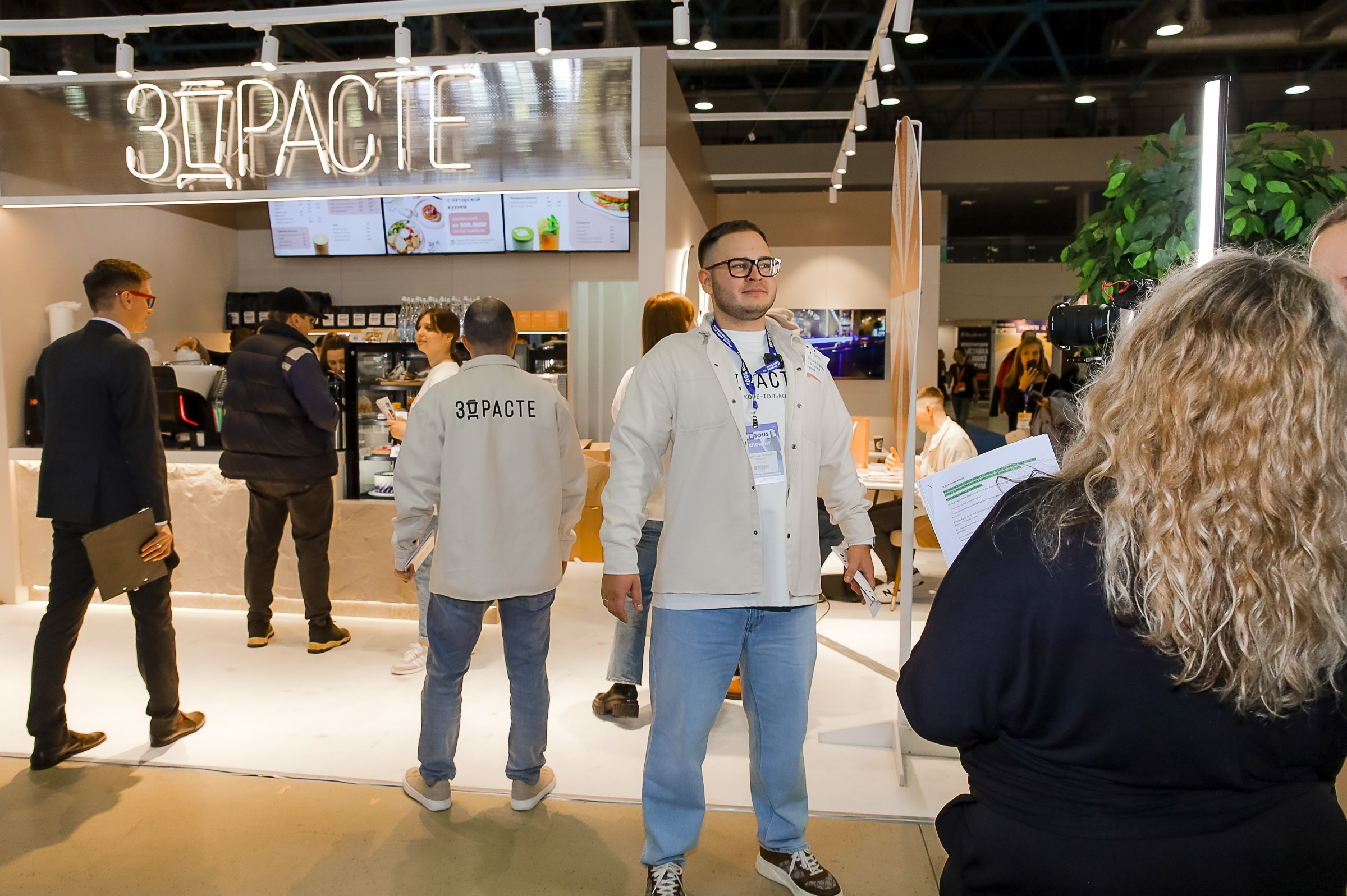 VERSOUS. ЭКСПОЦЕНТР. ЗДРАСТЕ. Фотограф в Москве Ольга Колесникова