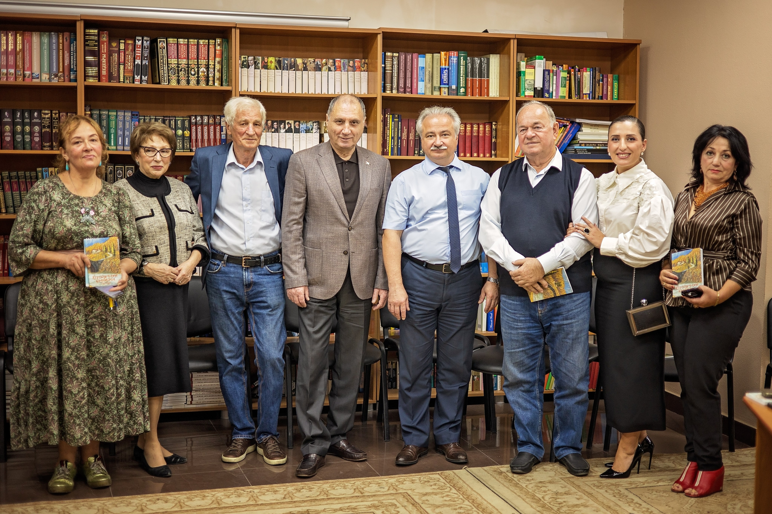 Художник, искусствовед Александр Лозовой. Свадебный и семейный фотограф в Абхазии Эля Цишба