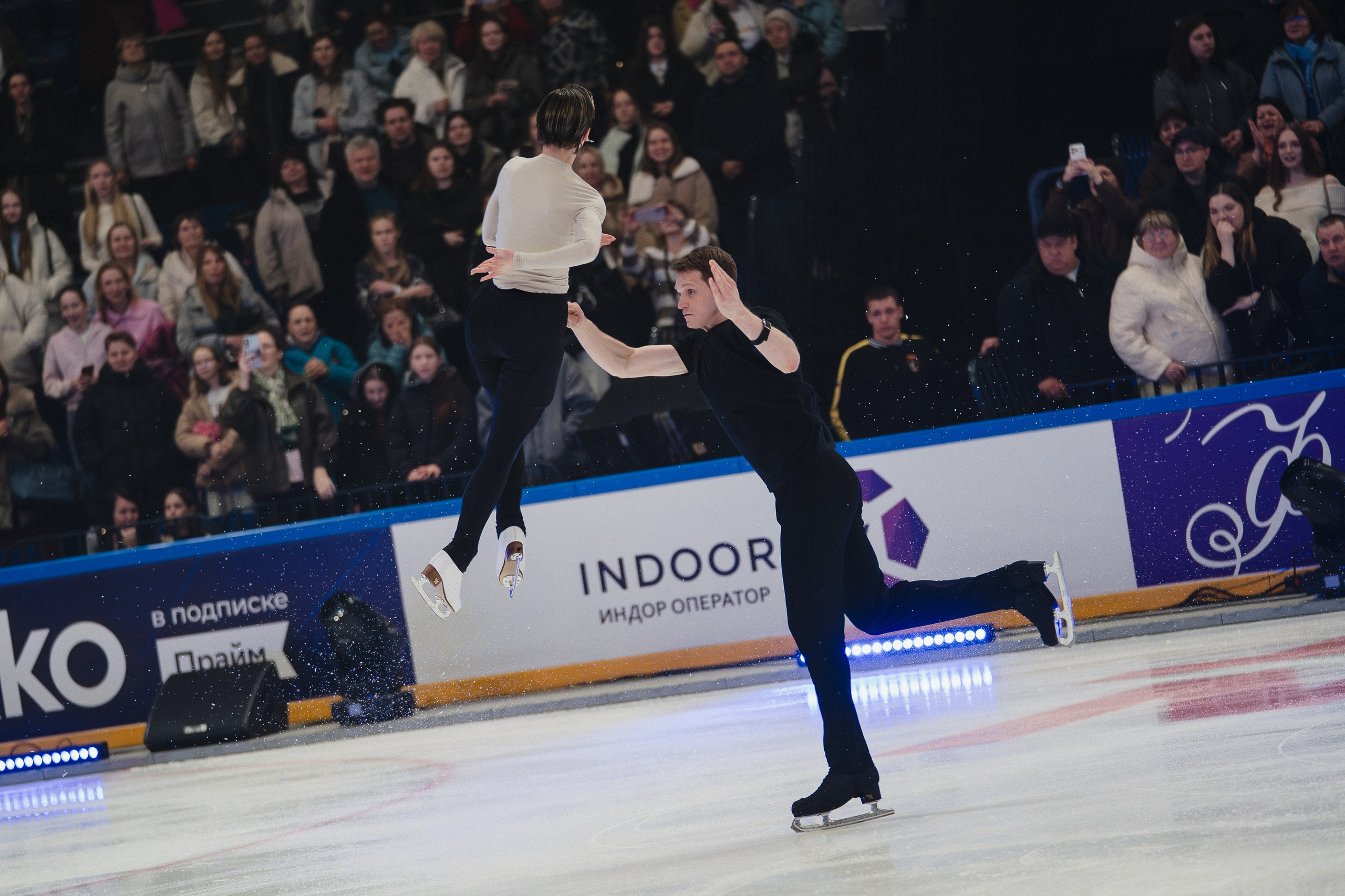 Шоу Этери Тутберидзе в Новосибирске. Воробьева Ксения — Спортивный и танцевальный фотограф Новосибирск
