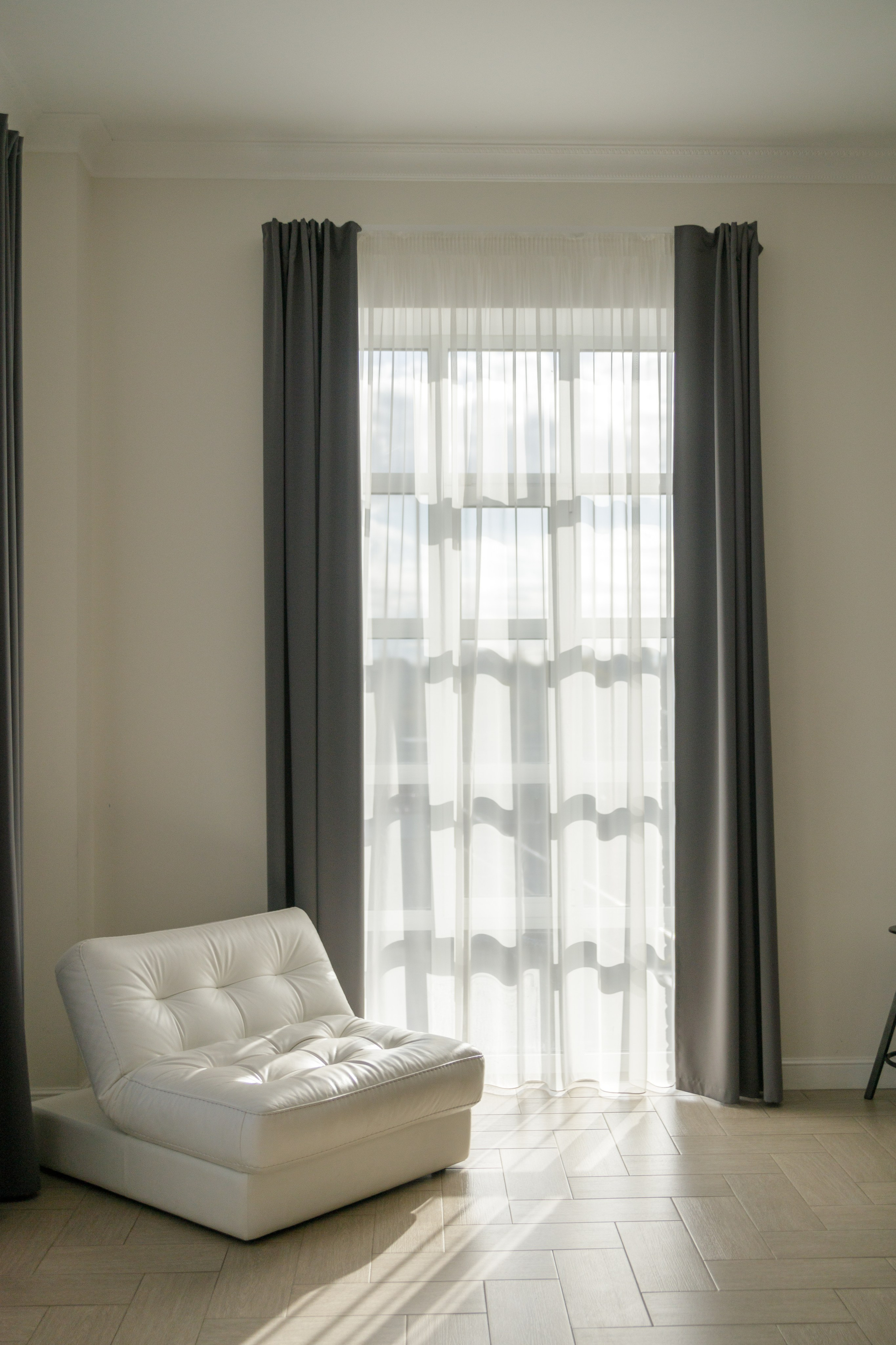 Фотостудия «Леона» Зал Промо. Свадебный фотограф в Ростове Александра Груздева