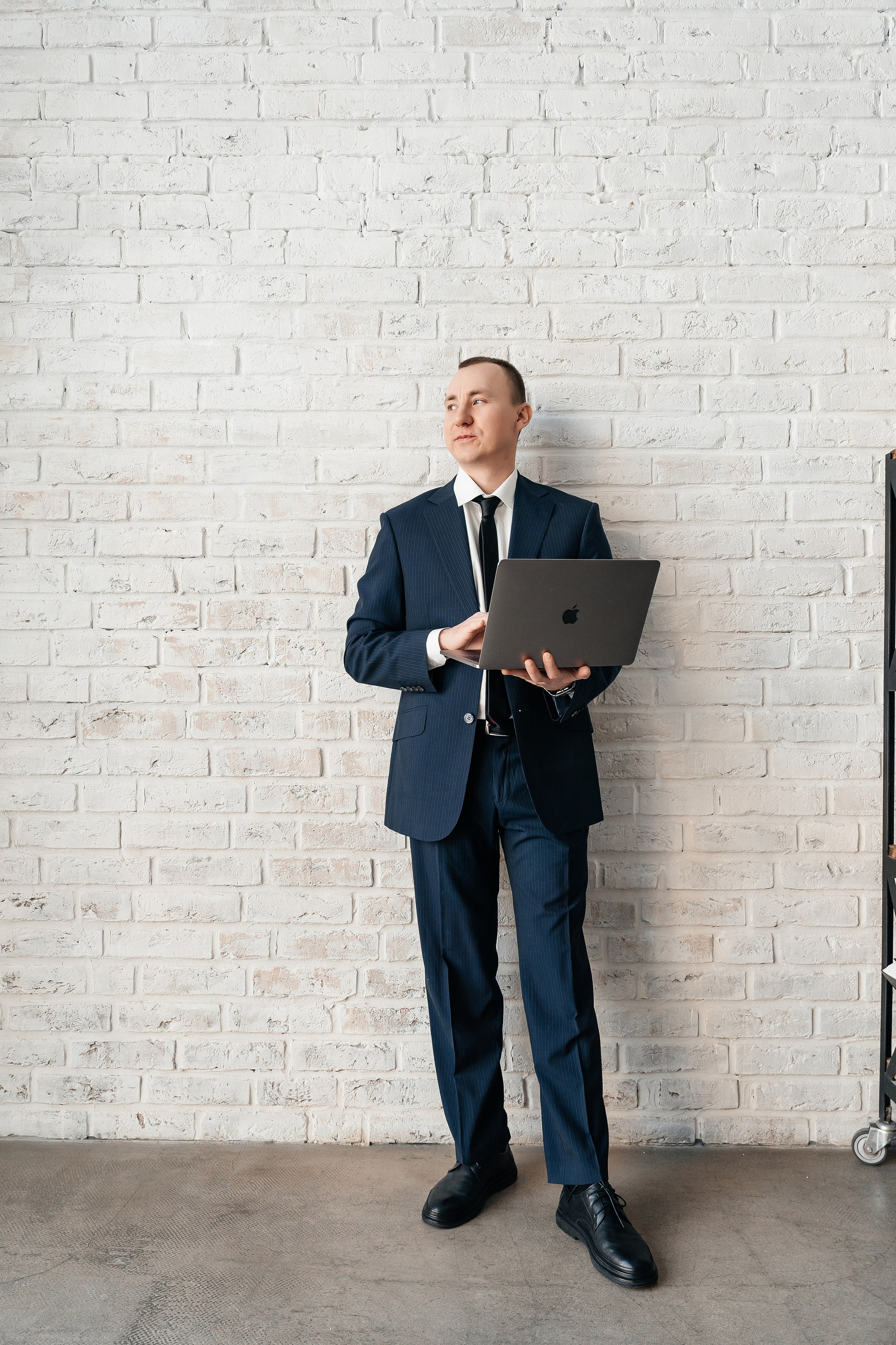 Юридическая компания Контент. Lokos.pro Ник Соколов Фото и Видео Москва/Ростов-на-Дону