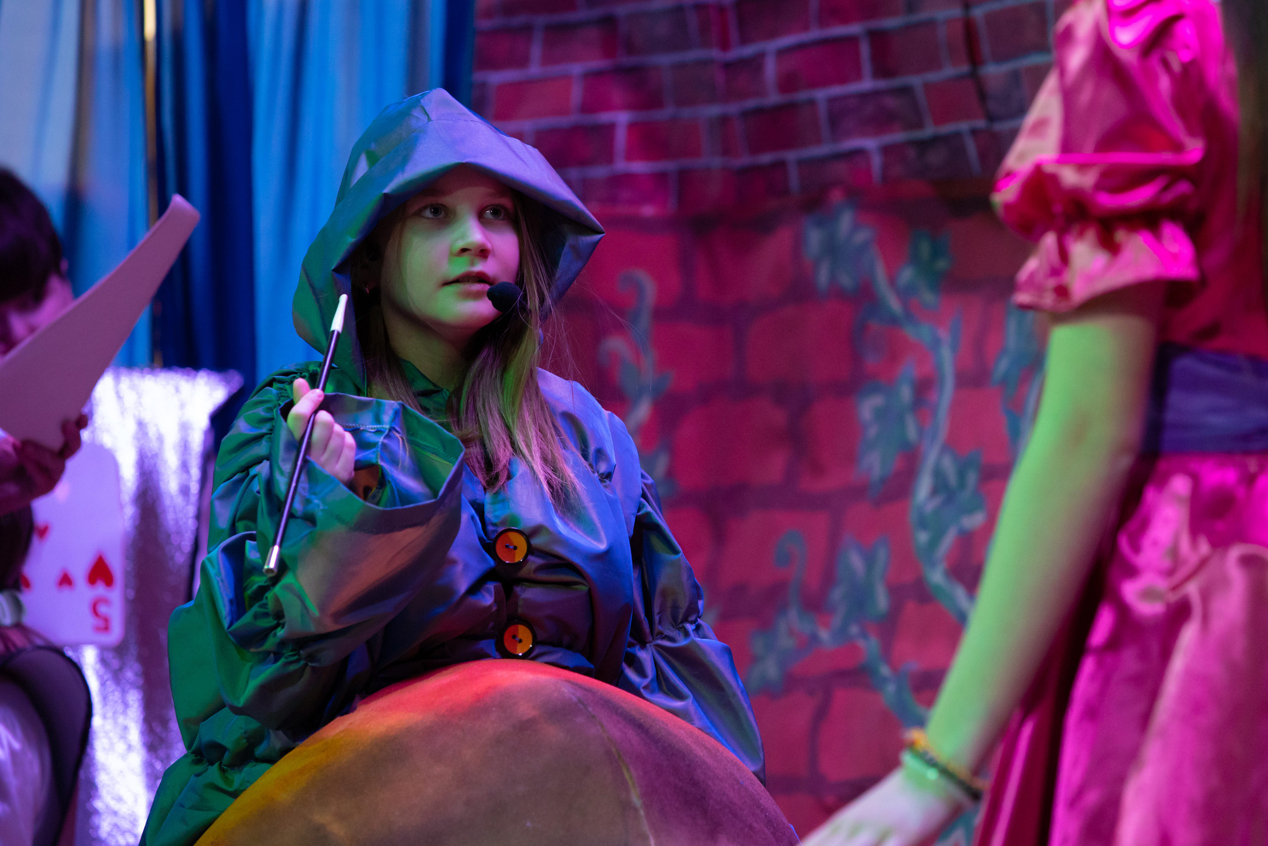 Спектакль «Алиса в Зазеркалье». Репортажный фотограф Виктория Чорба