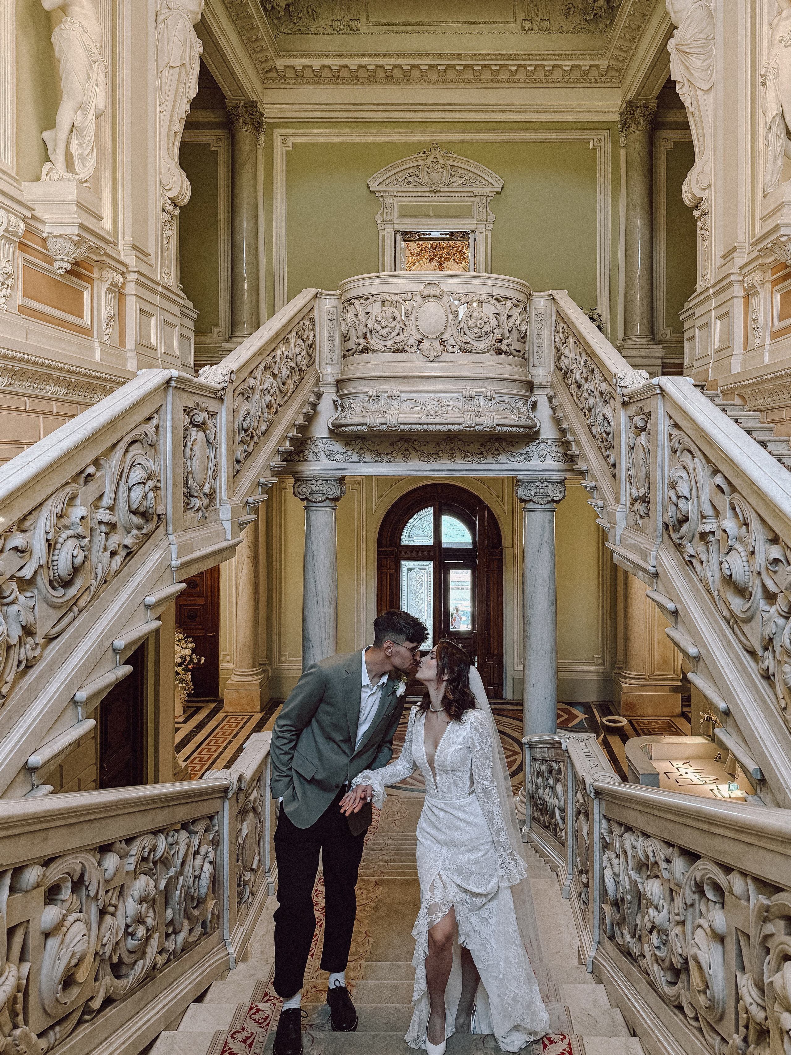 ФОТО НА ТЕЛЕФОН ВО ВРЕМЯ БРАКОСОЧЕТАНИЯ В ПЕРВОМ ДВОРЦЕ И ПРОГУЛКИ. Профессиональный фотограф, Санкт-Петербург — Виктория Богомолова