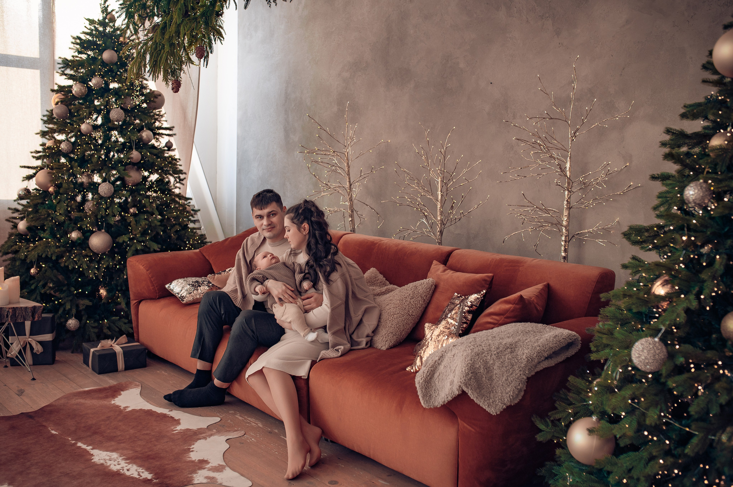 Виктория, Александр, Ванюша и Ариша. Фотографы крещения/венчания  Красноярск Татьяна и Вячеслав Переваловы