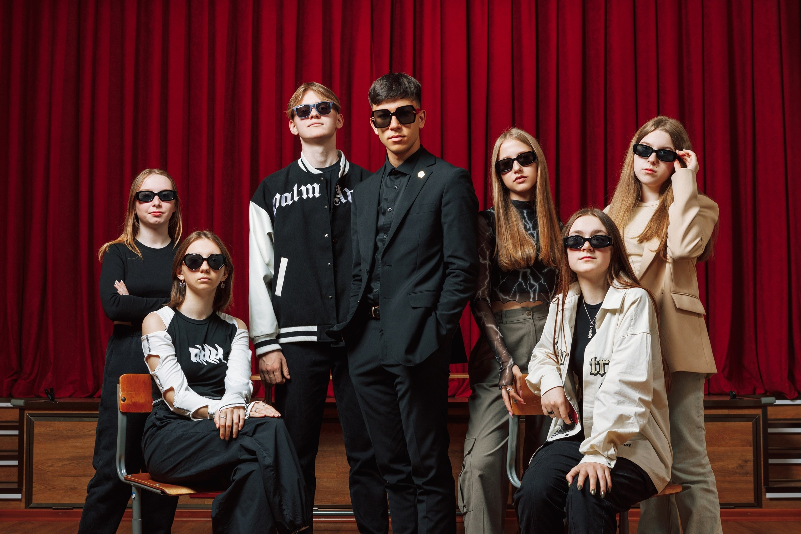 Школьные съемки & Выпускные альбомы. Свадебный и Школьный фотограф Улан-Удэ Бурятия Джулия Топоева Выпускные альбомы Фотограф на мероприятие