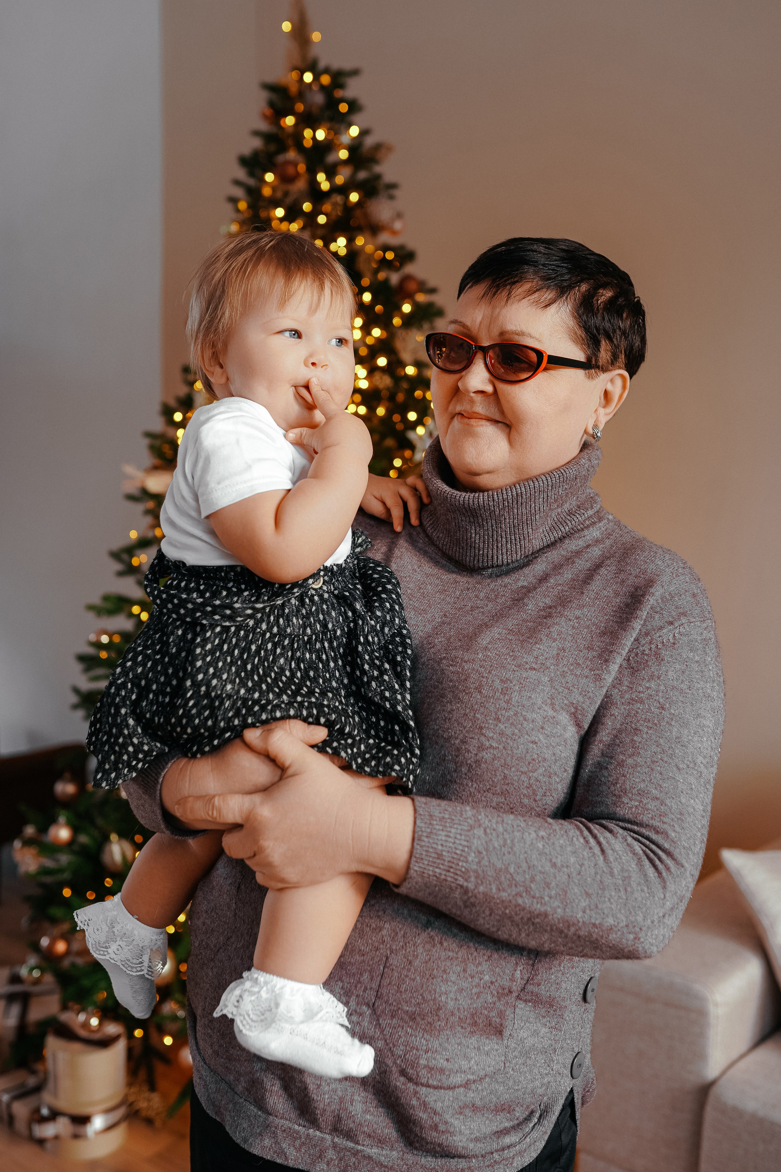 Семейная новогодняя фотосъемка в студии. Фотограф Ким Наталья в Красноярске