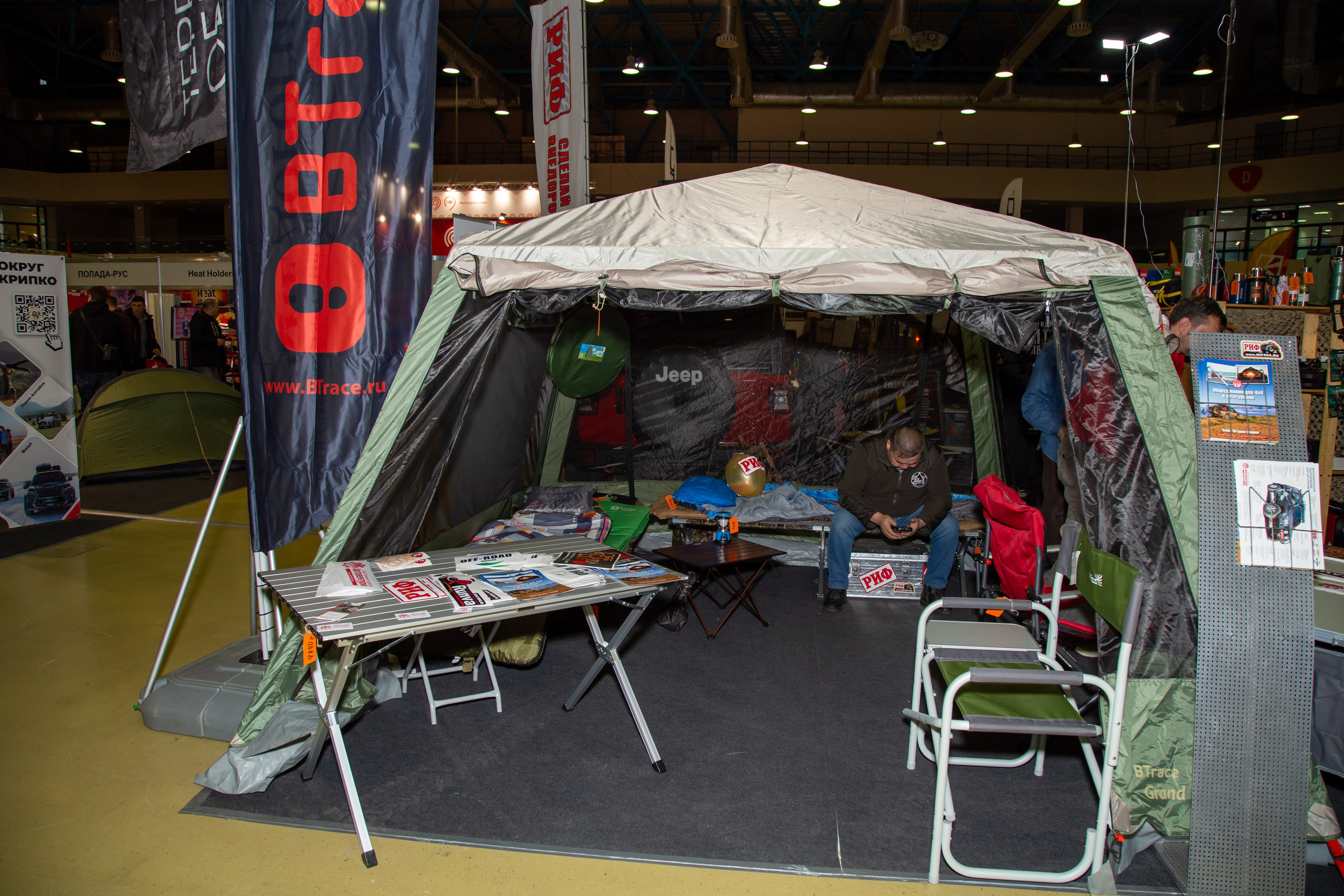 Фотопрогулка по выставке Поехали 2022. «Студия DRONAVT`s» — видеосъёмка и фотография г. Москва