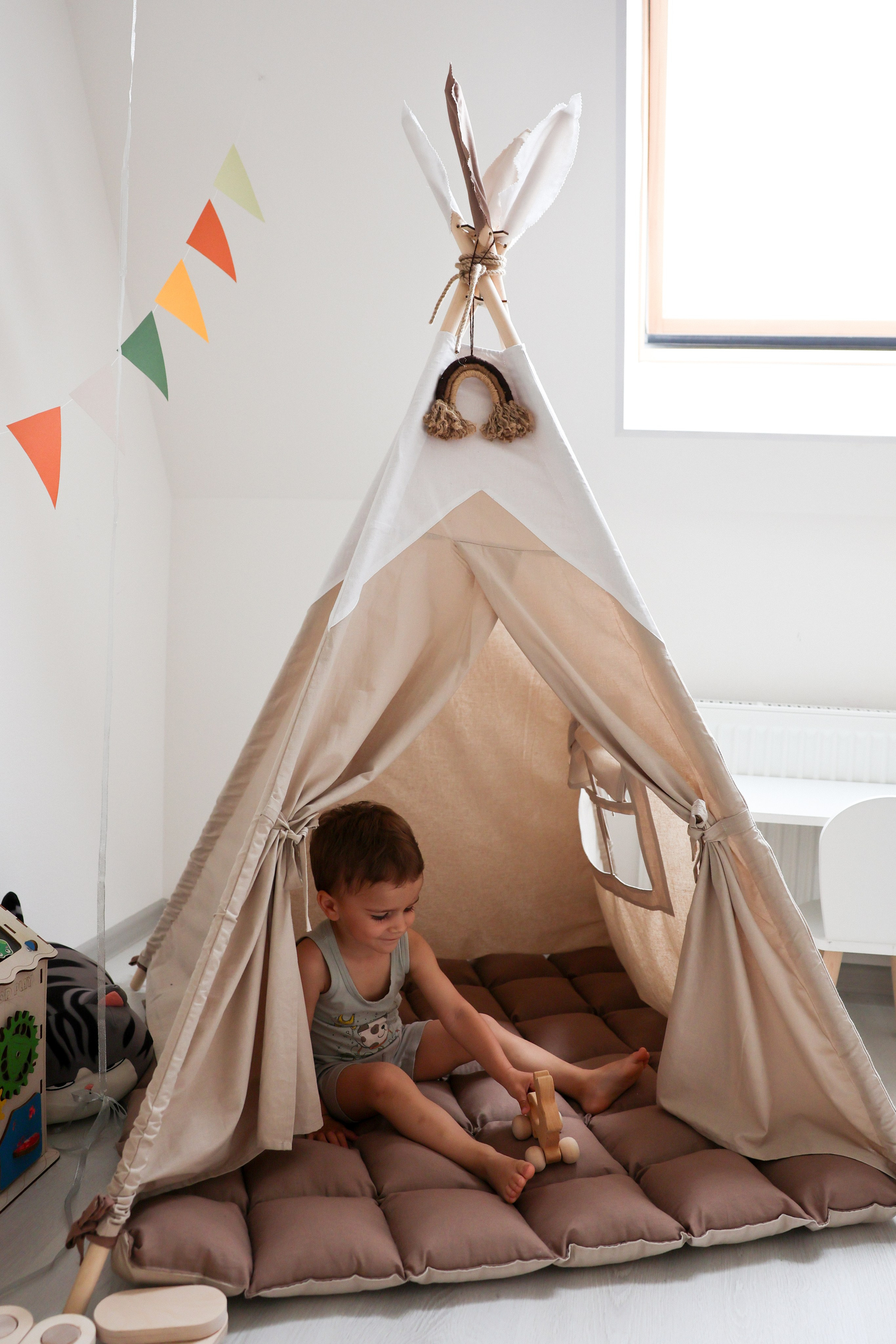 Катя и Платон играют. Ваш семейный newborn и lifestyle фотограф в СПБ Наталья Журавлева