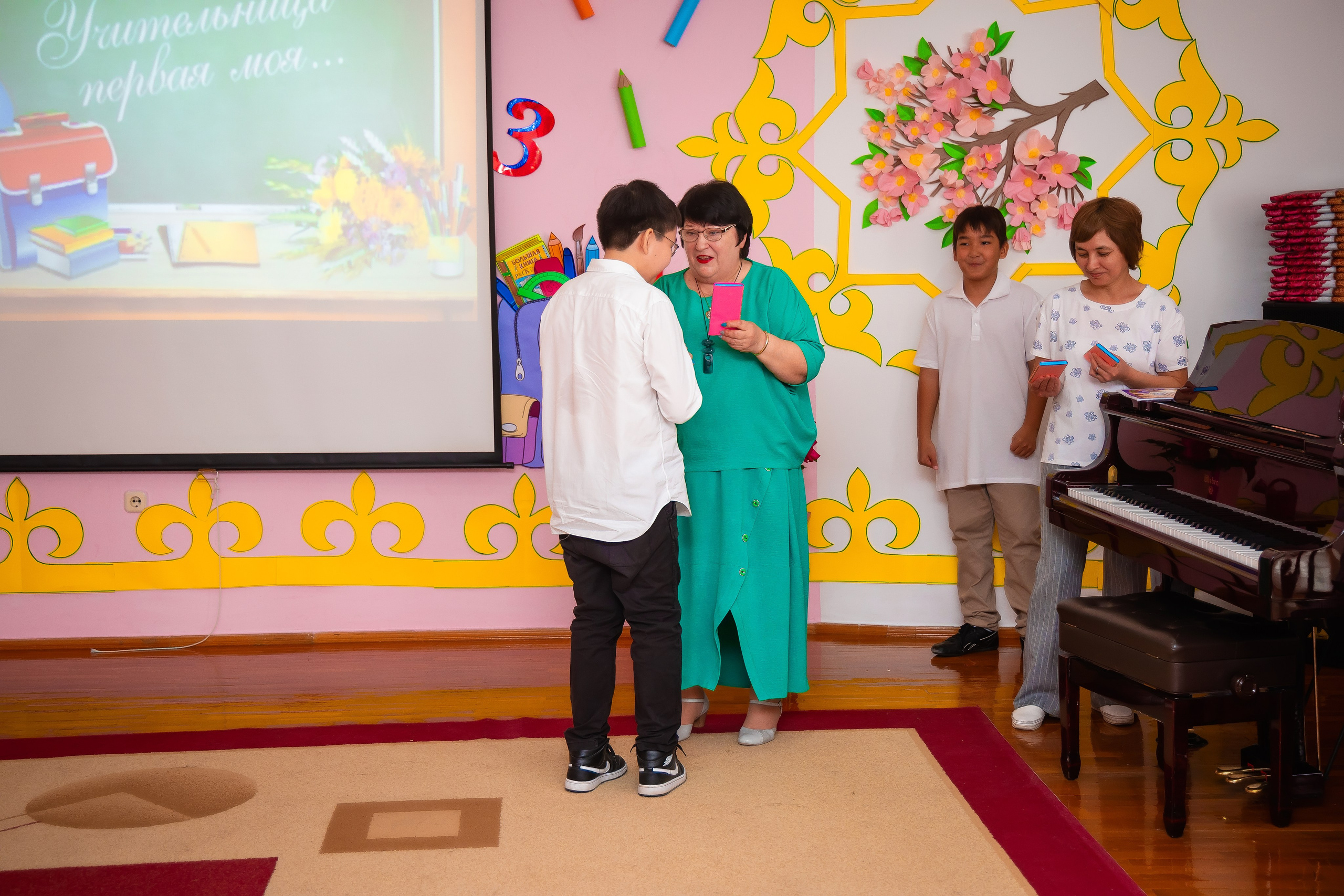 Школьный Выпускной. Семейный и Свадебный фотограф в Астане Александр Астапов