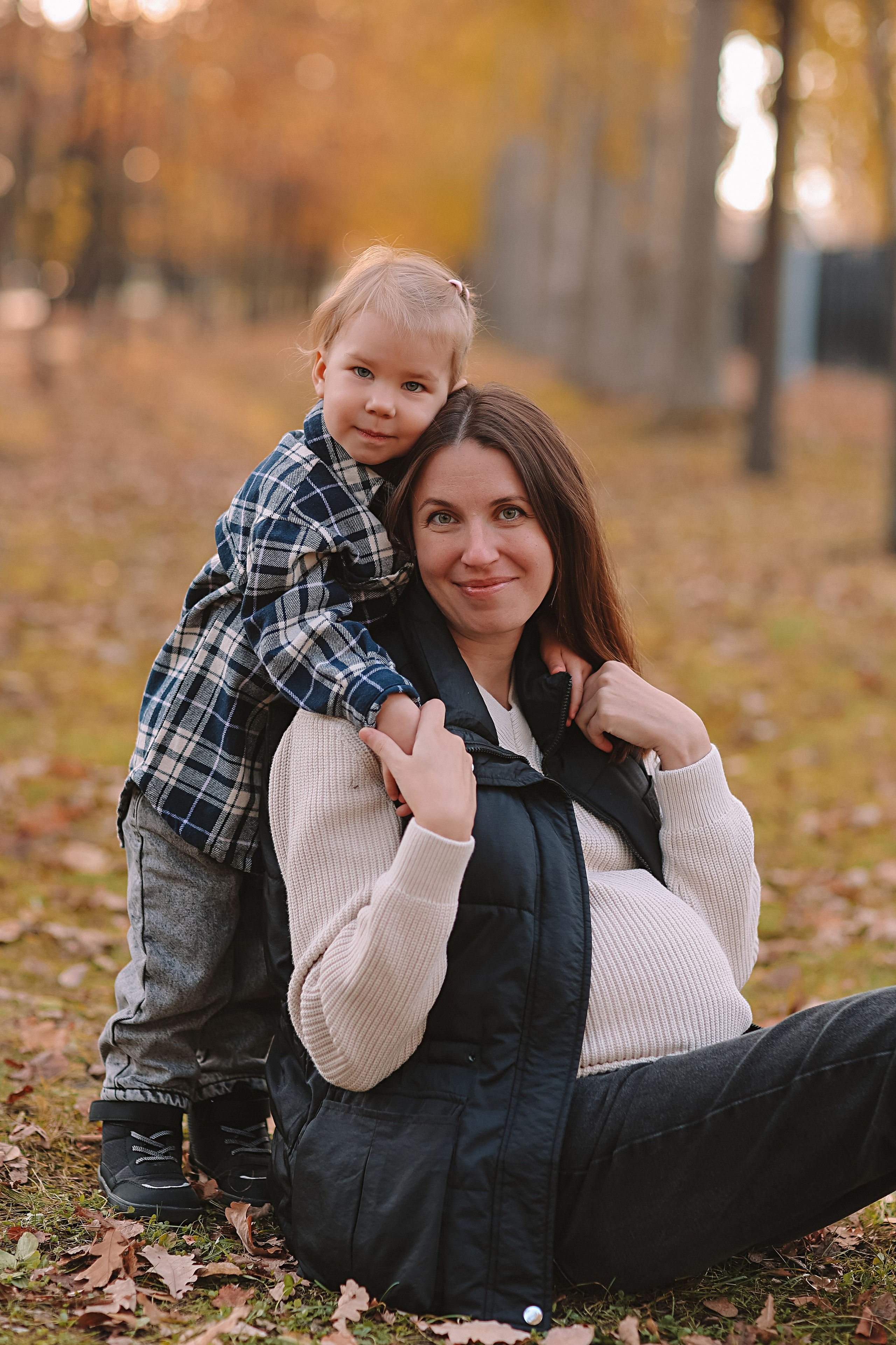 Осень. Семейный фотограф Тюмень, фотограф на роды Салмина Мария