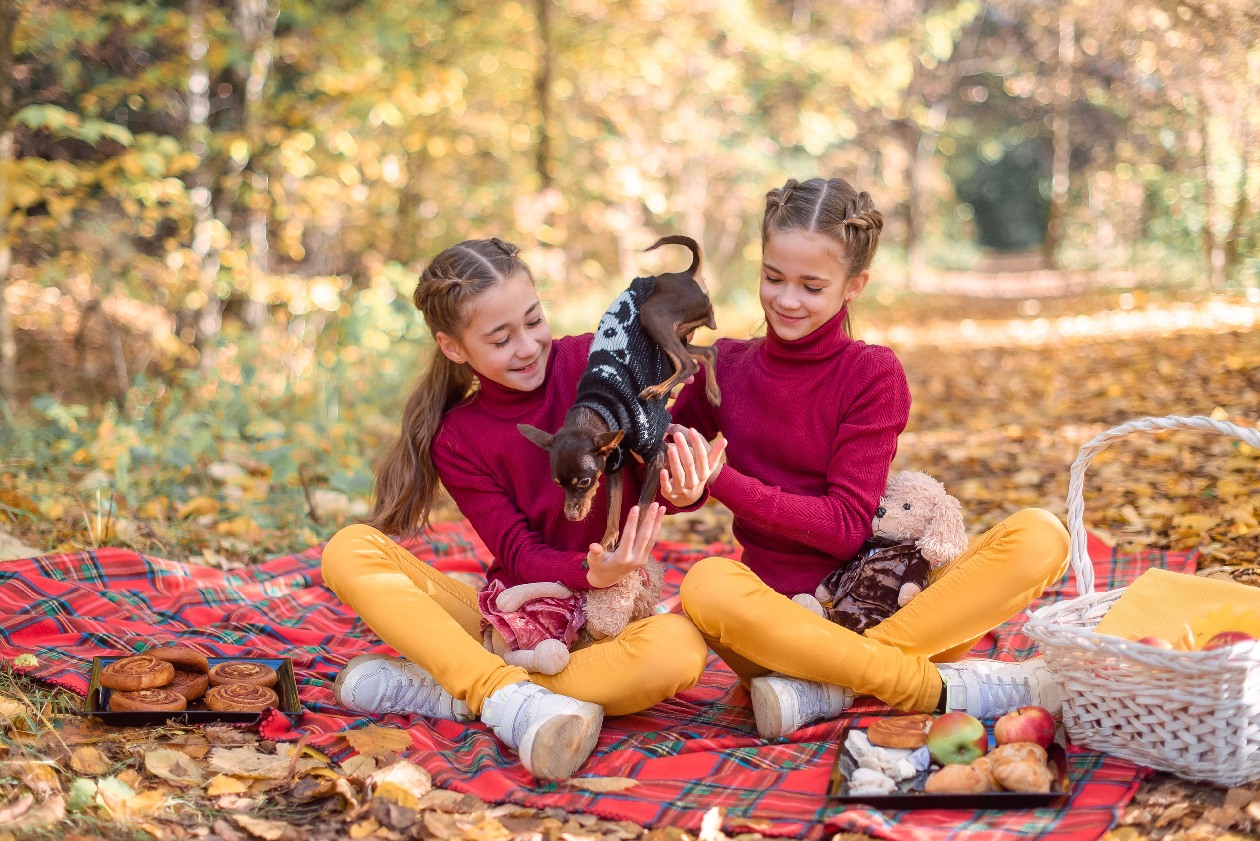 Осенняя прогулка семьи Андрея и Марины. Свадебный и семейный фотограф в Москве Юлия Винник