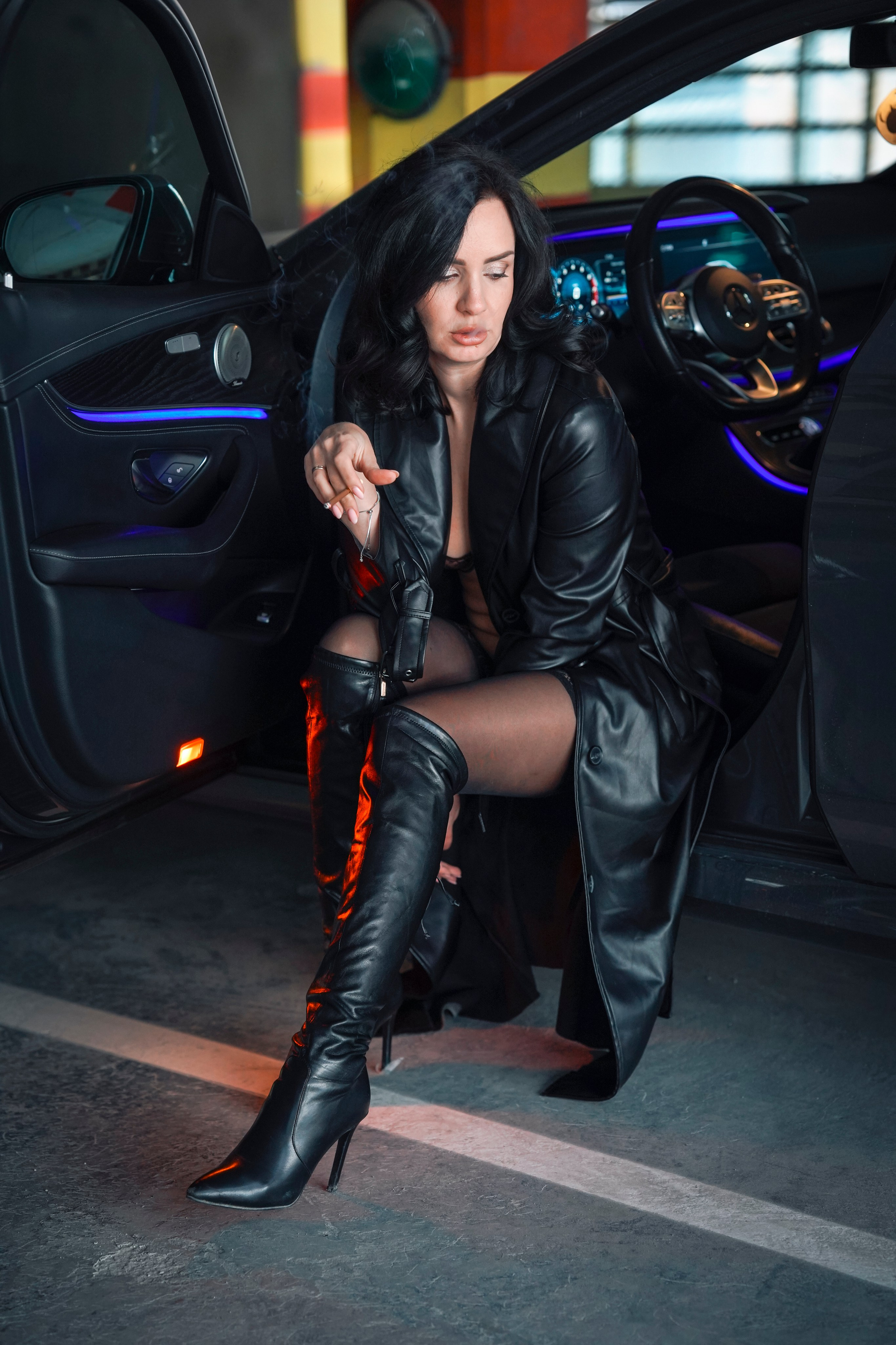 Фотосессия на парковке. Фотограф Екатерина Алексеева