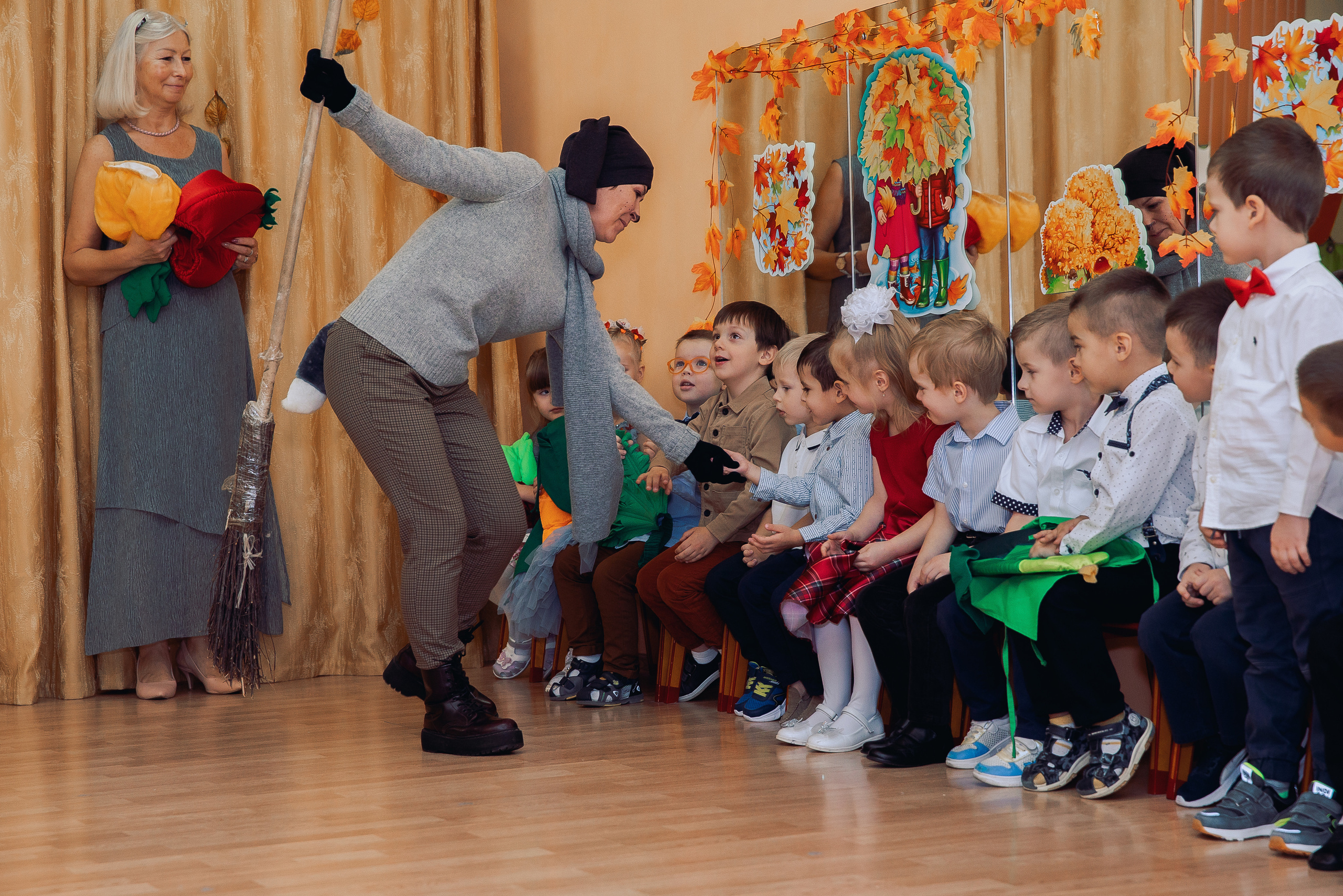 Праздник осени в средней группе детского сада. Фотограф и режиссер Московко Екатерина