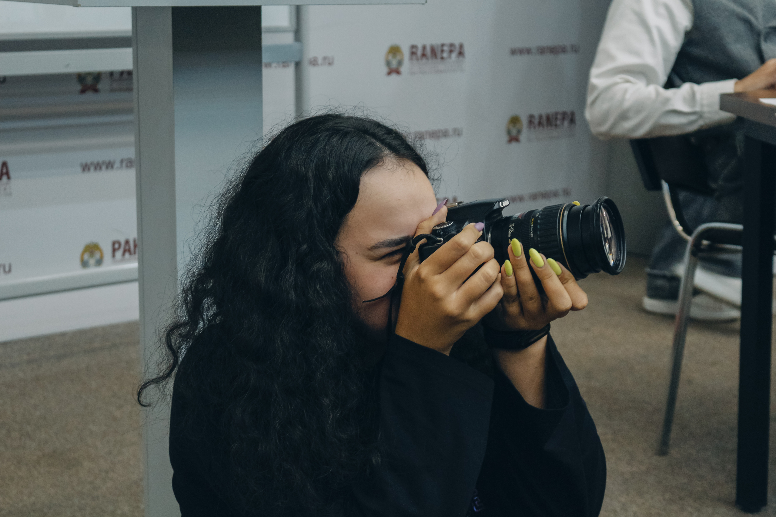 Репортажная съемка проекта "Капустник" 2022. Фотоаппарат: Canon 550D. Объектив: Canon EF-S 18-55mm f/3.5-5.6 IS STM