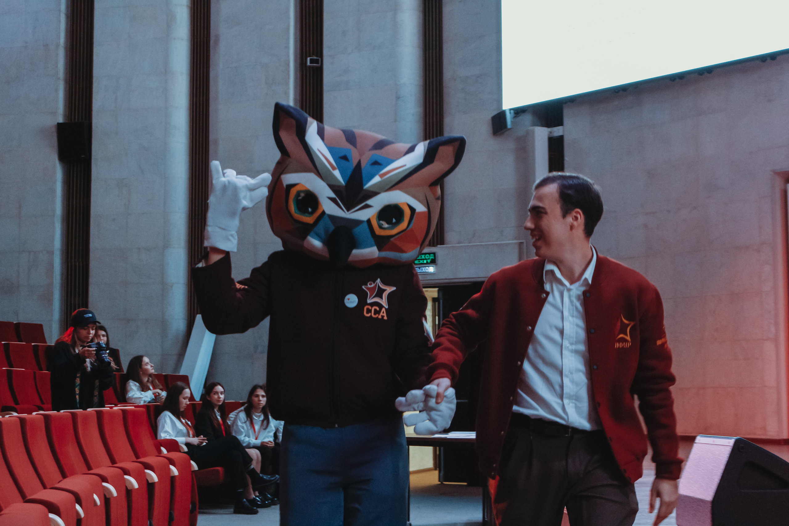 Репортажная съемка мероприятия "Финал конкурса лучших студенческих советов Москвы" 2022. Фотоаппарат: Canon 550D. Объектив: Canon EF-S 18-55mm f/3.5-5.6 IS STM