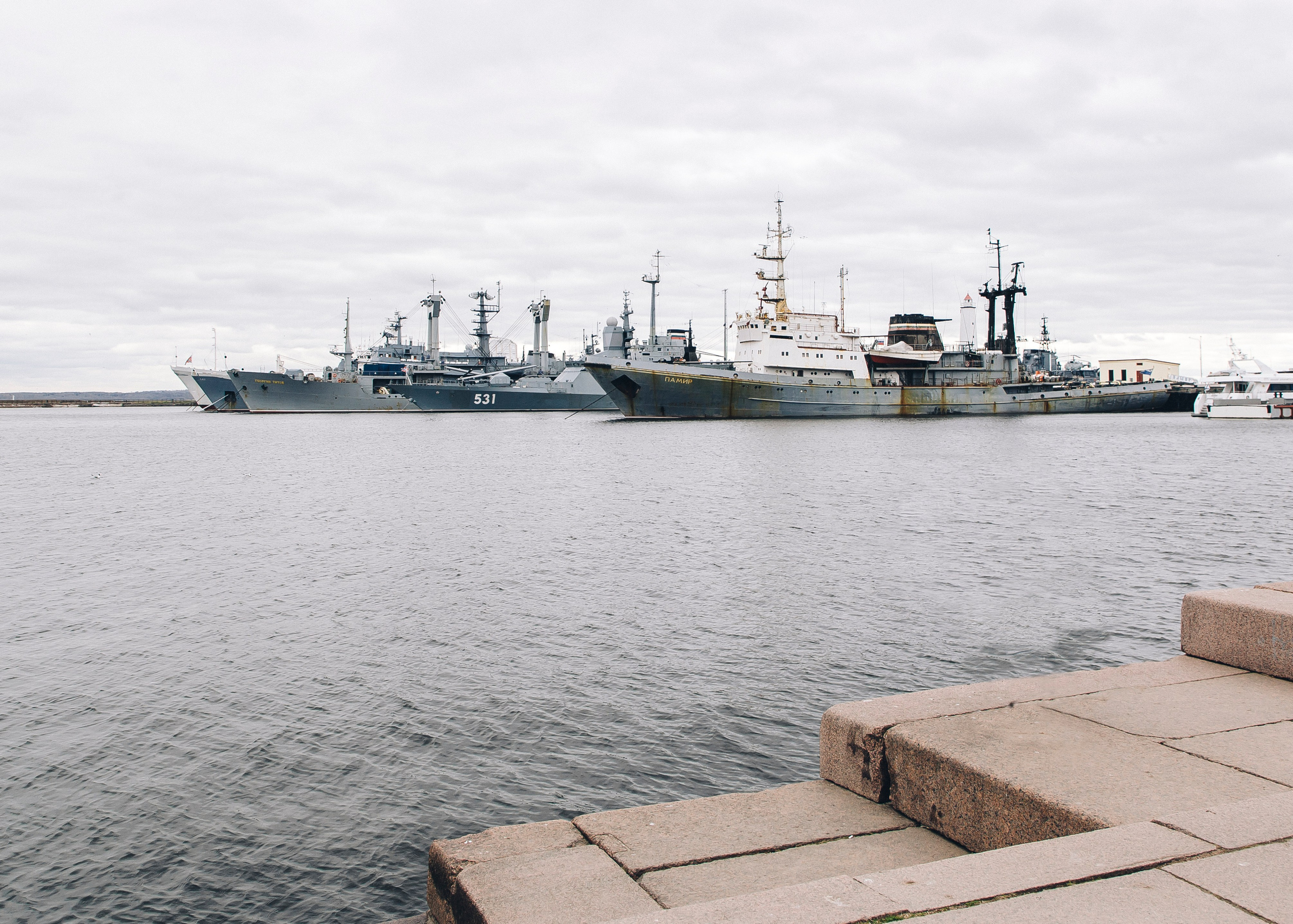 Экскурсия по Санкт-Петербургу с детским театром на льду «АЛЕКО » 11.05.2024. Репортажный фотограф в Москве