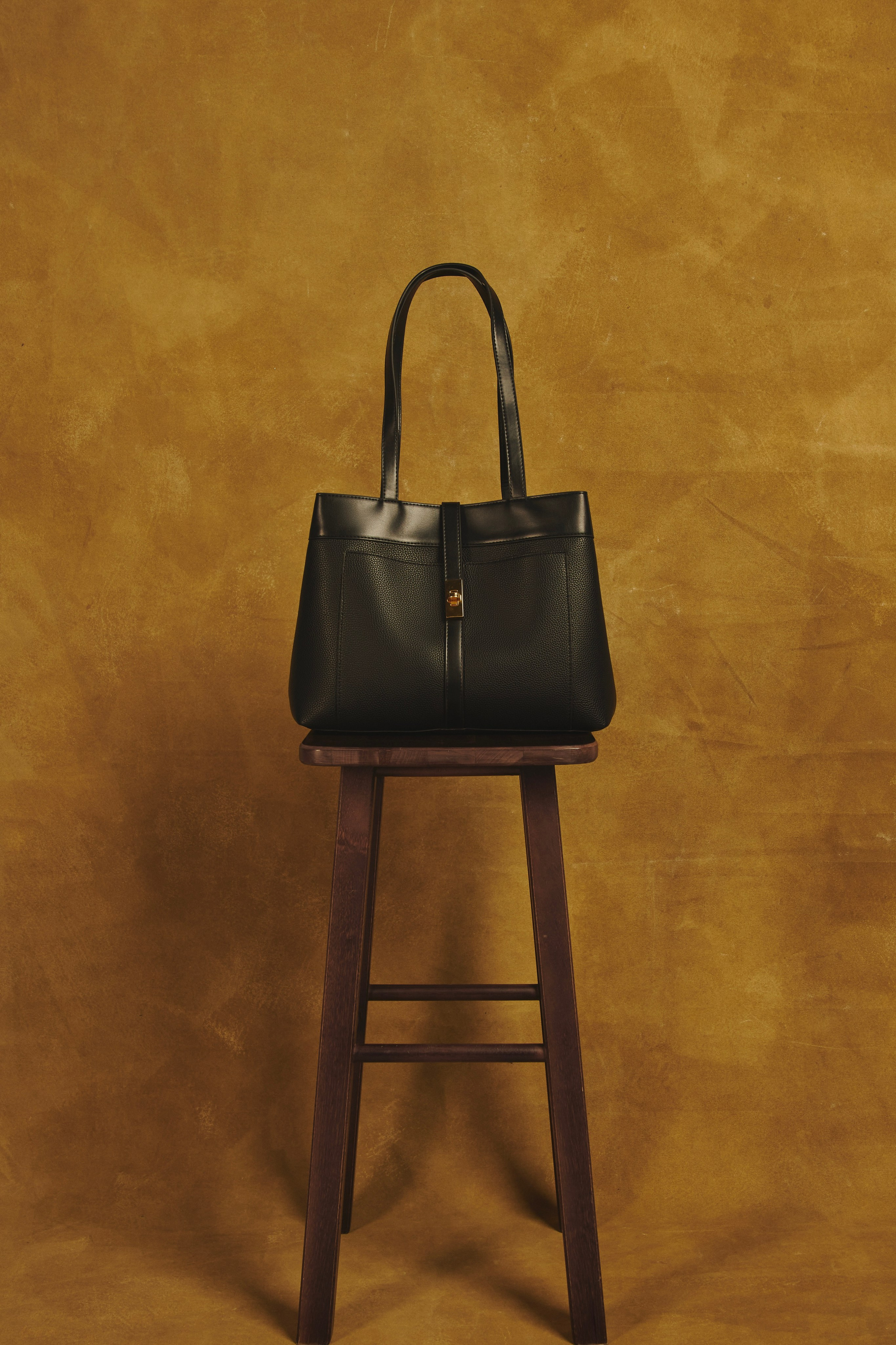 Bags. Fashion, portrait, personal photographer. Almaty, KZ