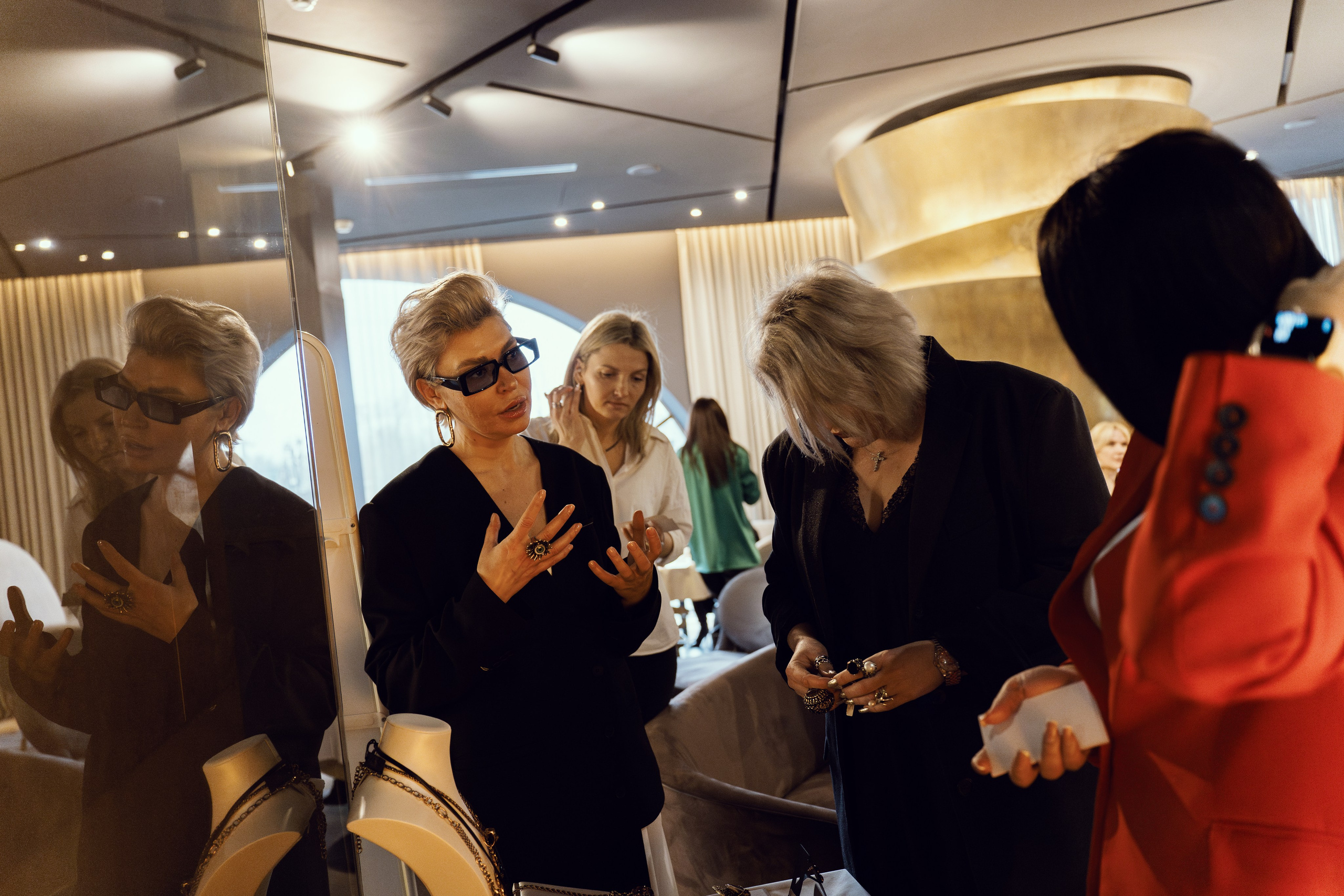 СБЕР 8 марта. ФОТОГРАФ ИВАН СЕЛИВАНОВ