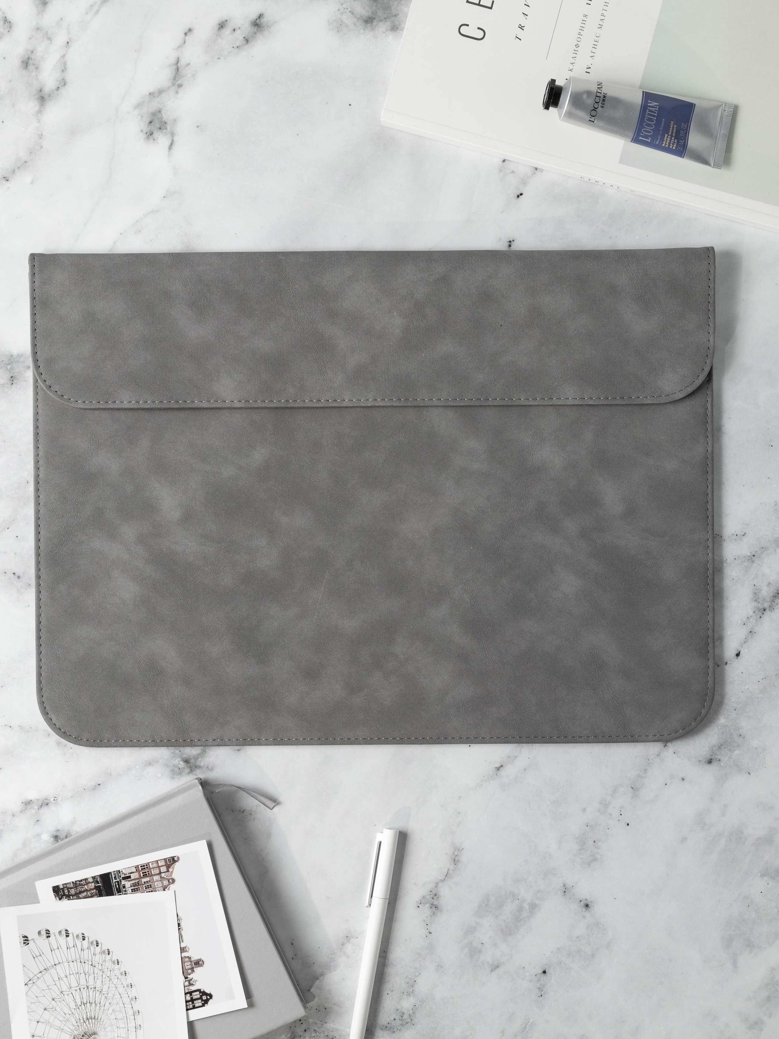 Чехол для ноутбука. Предметный фотограф Северова Екатерина | Профессиональная предметная съёмка фото и видео в Санкт-Петербурге