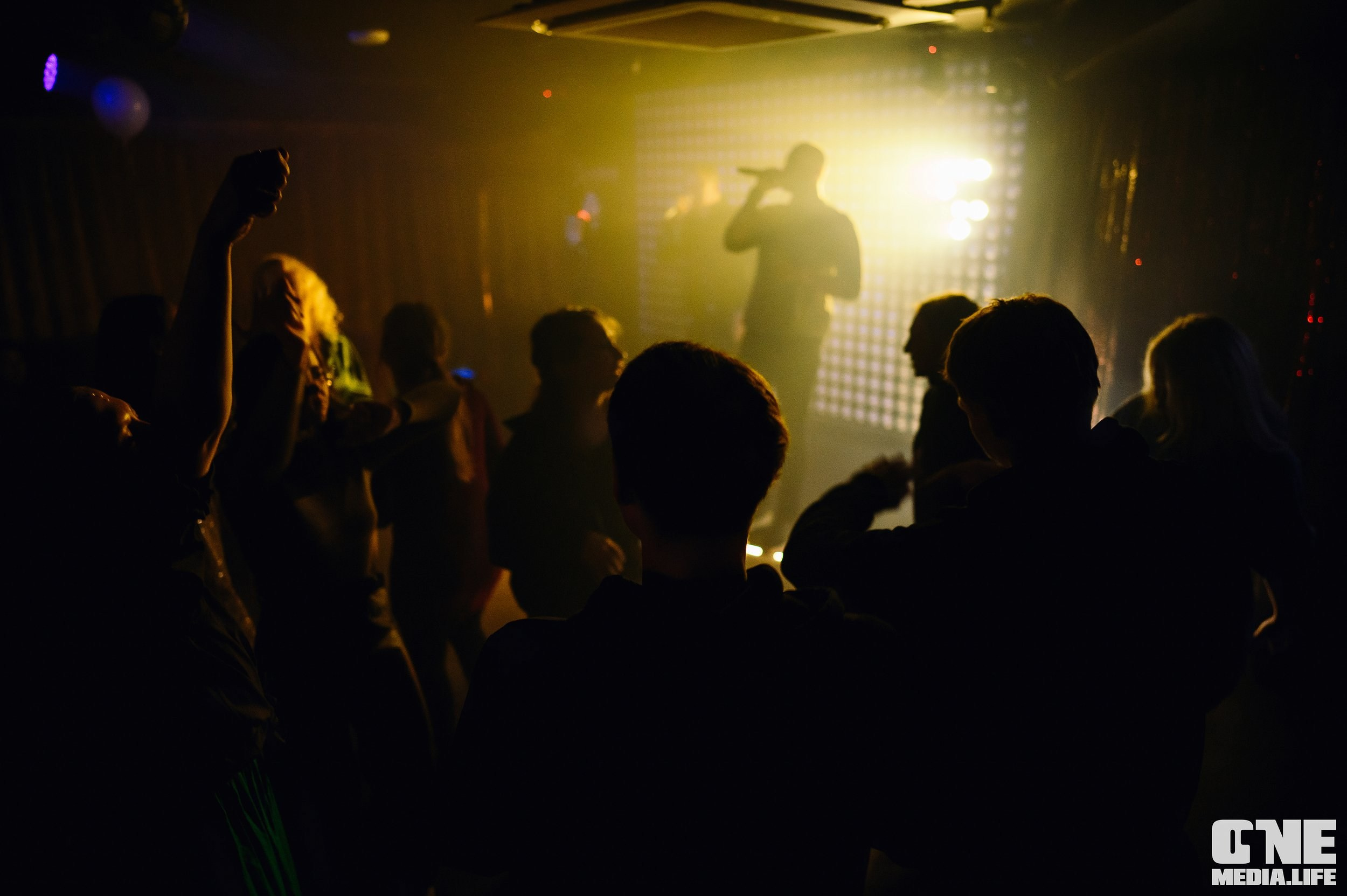 Фоторепортаж из караоке-клуба Эйфория. One Media Life: фоторепортажи, фотоотчеты с мероприятий и заведений