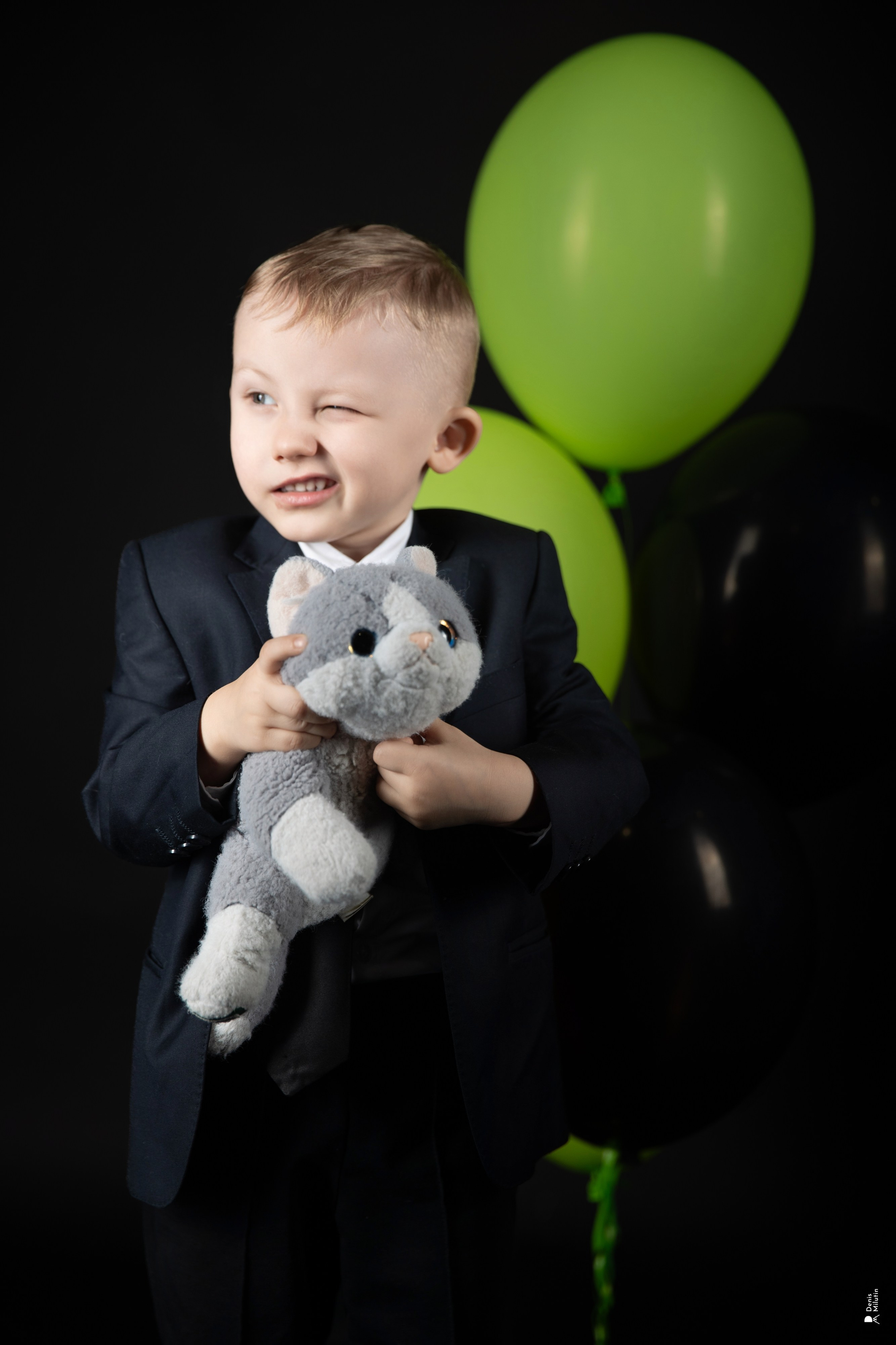 Дети и шарики. Портретный фотограф Денис Милютин