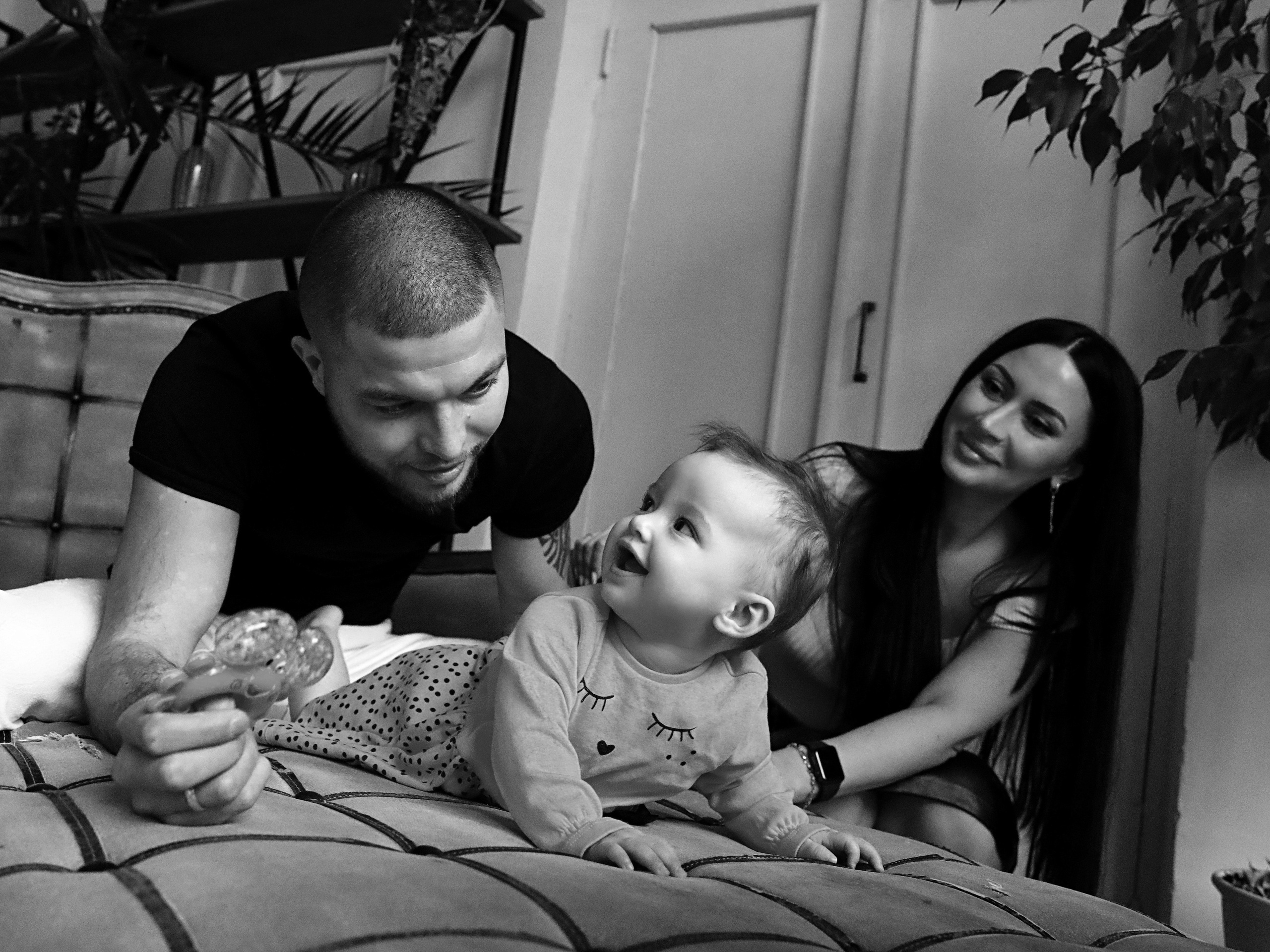 Фото папы, мамы и малыша. Фотограф Наталья Колинько