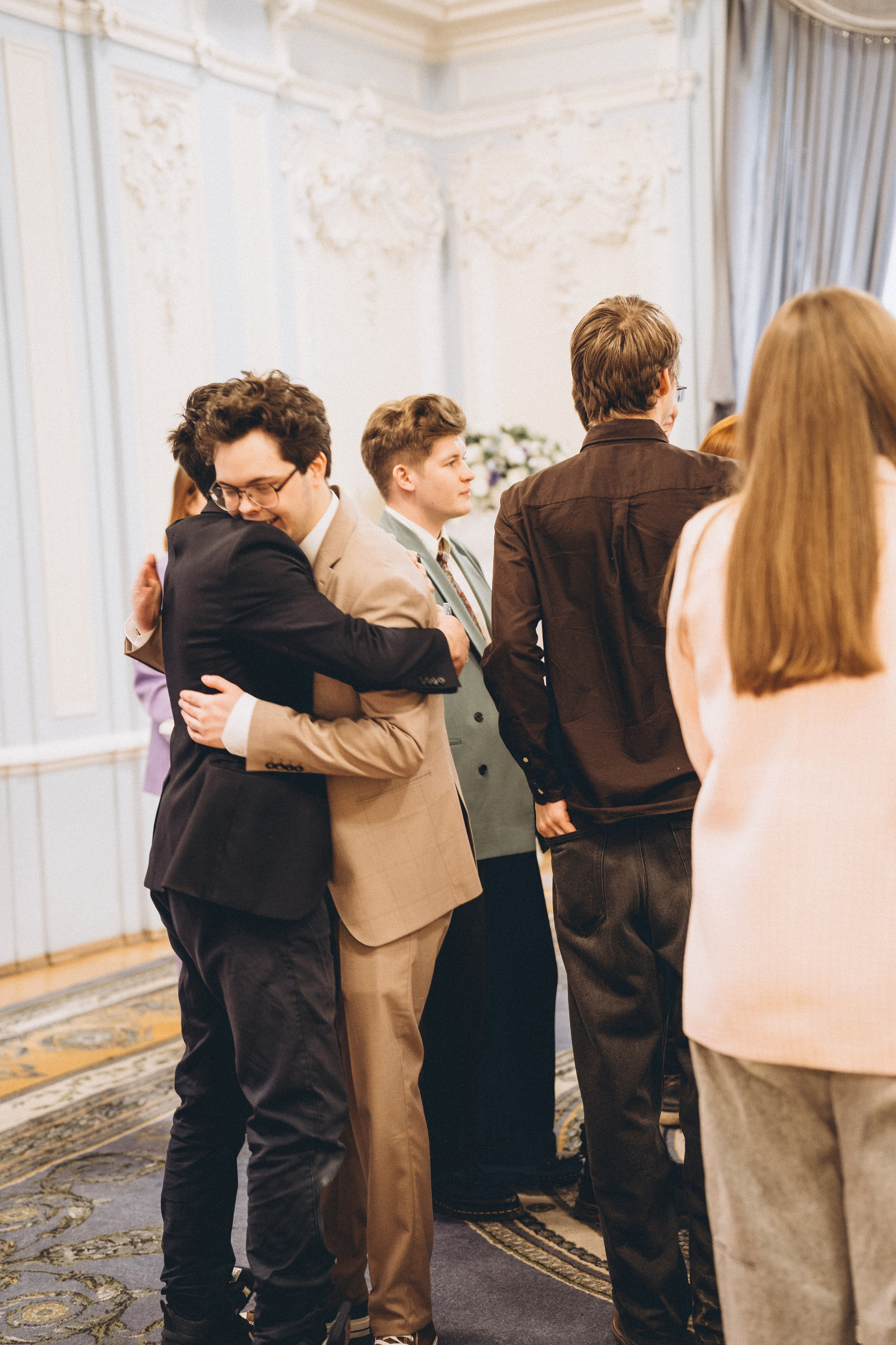 СВАДЕБНАЯ СЬЕМКА ВО ВТОРОМ ДВОРЦЕ С ГОСТЯМИ И ПРОГУЛКА В ТАВРИЧЕСКОМ САДУ. Профессиональный фотограф, Санкт-Петербург — Виктория Богомолова