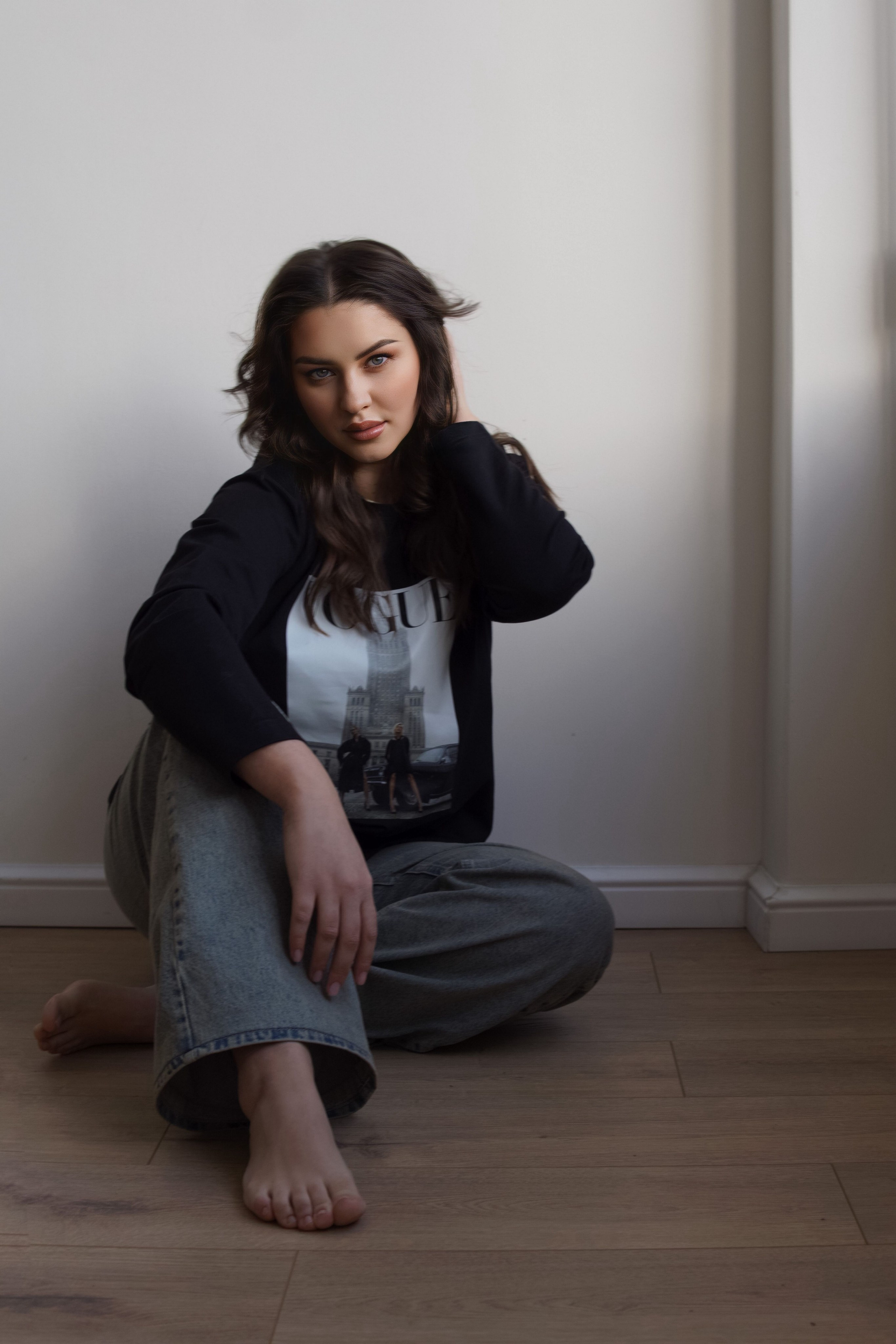 Анна, съемка с цветами. Фотограф в Минске Света Григорьева