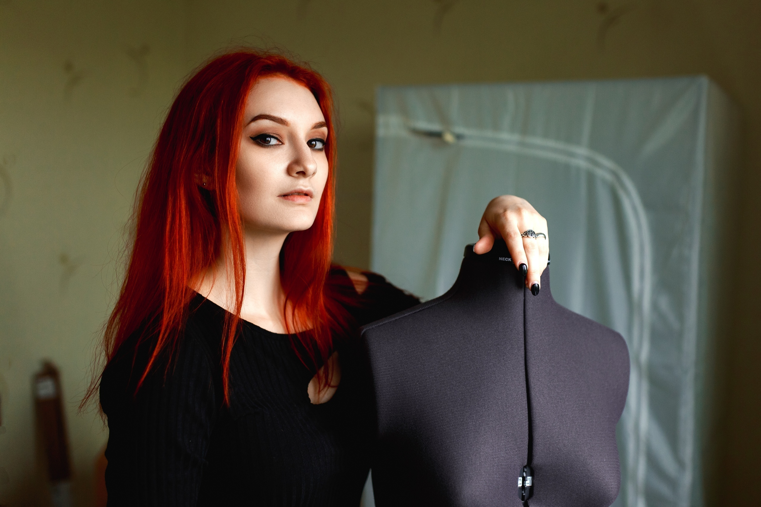 Indoor. Shredguard Photo