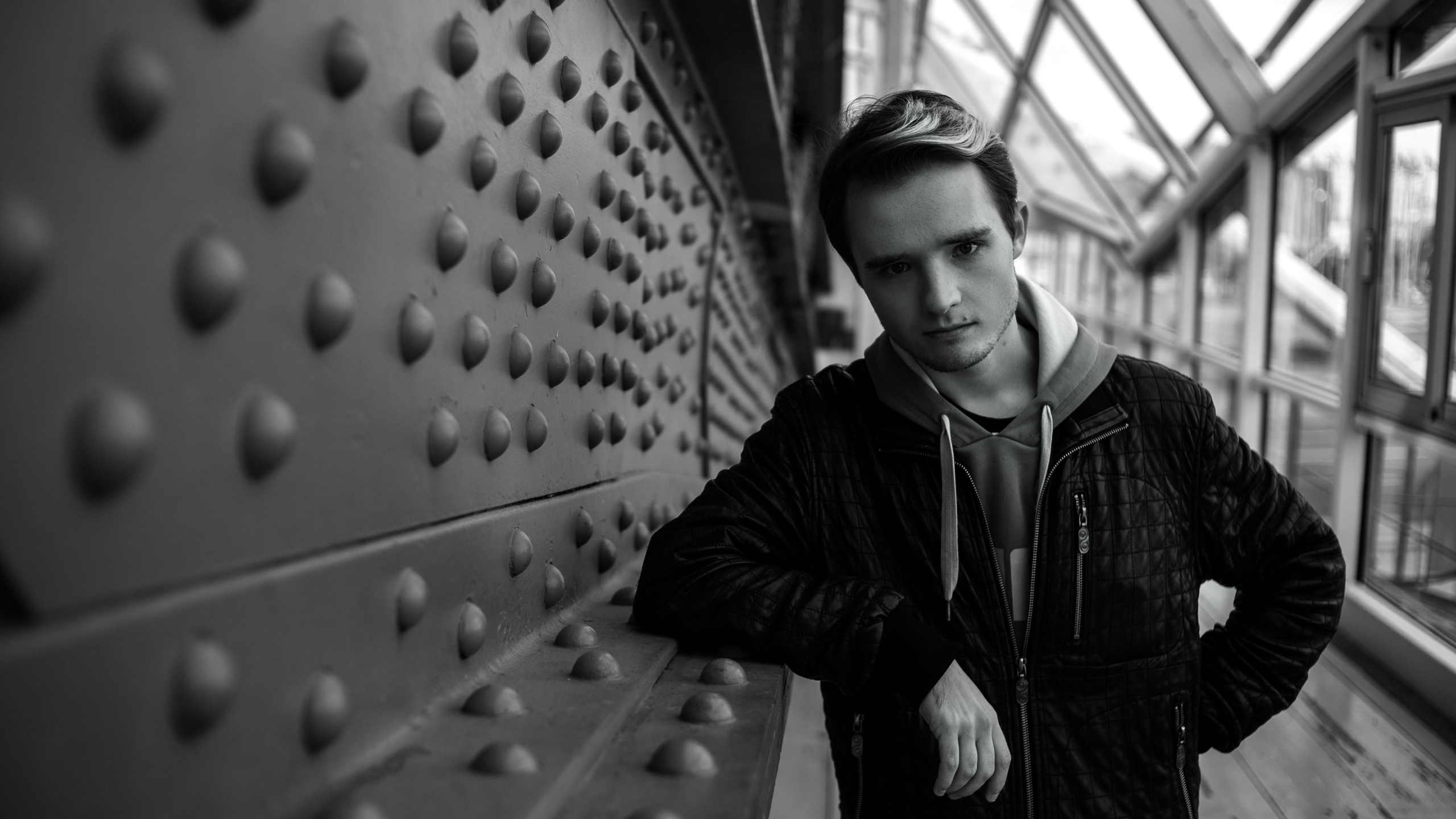 Outdoor. Shredguard Photo