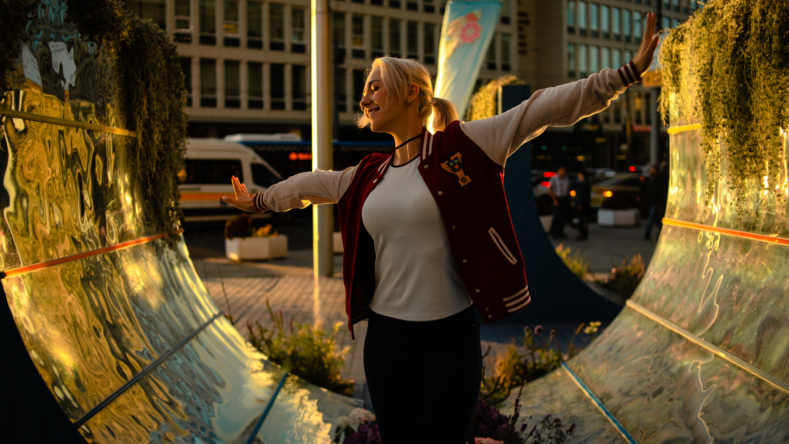 Outdoor. Shredguard Photo