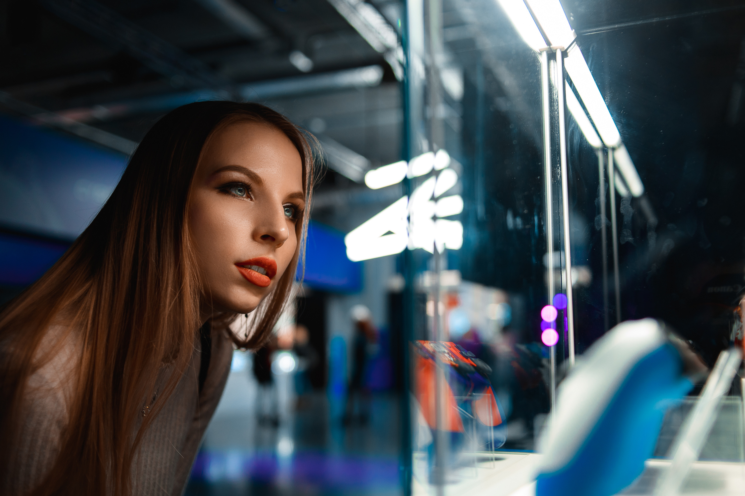 Indoor. Shredguard Photo