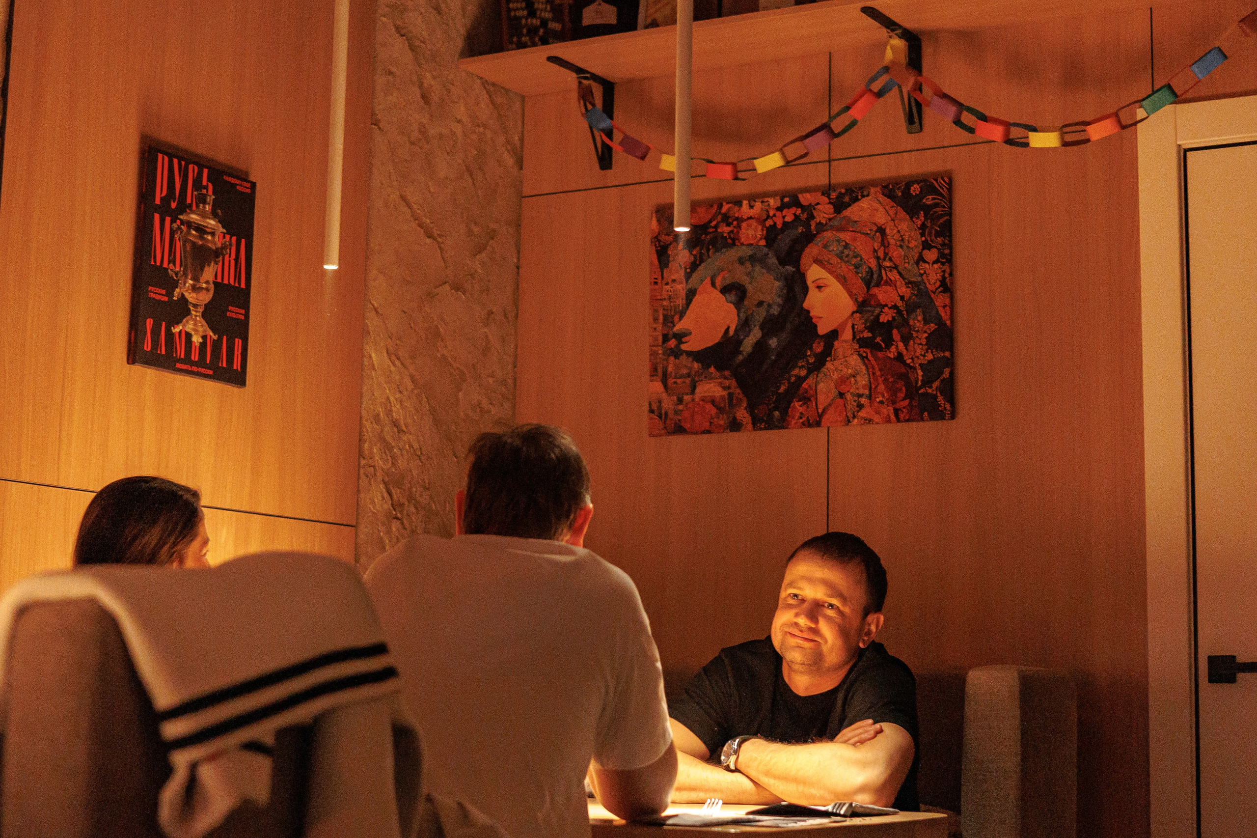 Гастроужин Поселенцы в гостях у Самозванцев