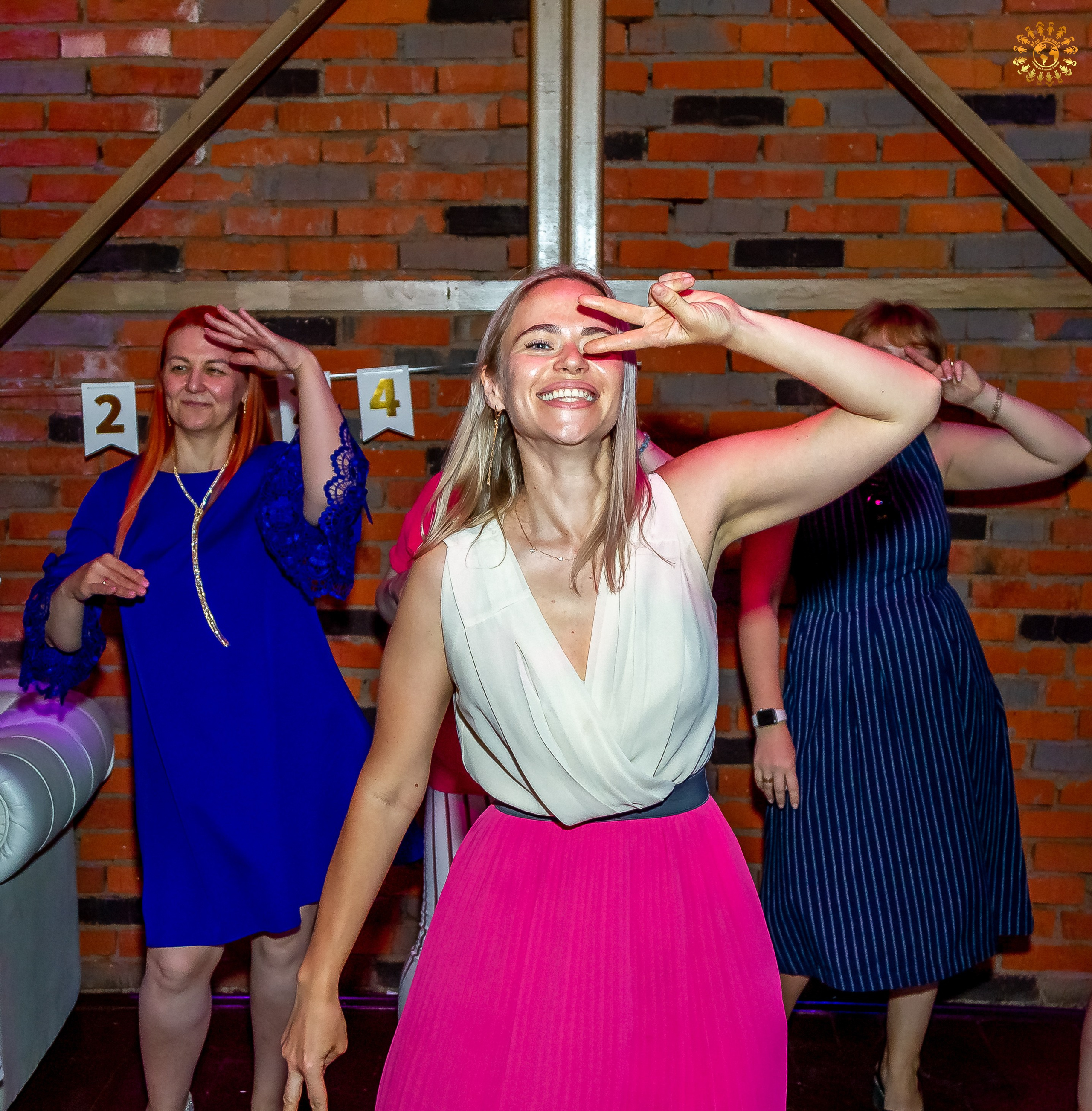 Выпускной 4-го класса 2024. Школа 2109. Репортажная съемка в Москве и области. Анималистика