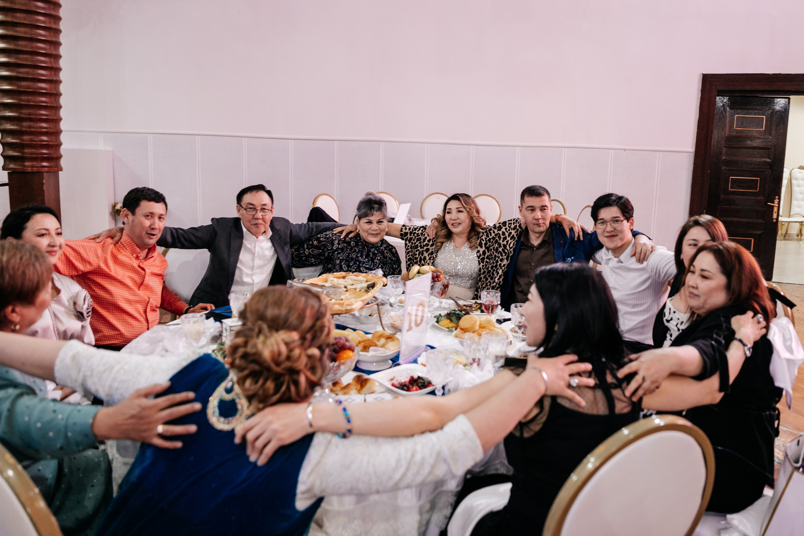 Свадебный банкет Абылайхан и Меруерт. Akkanatart.kz