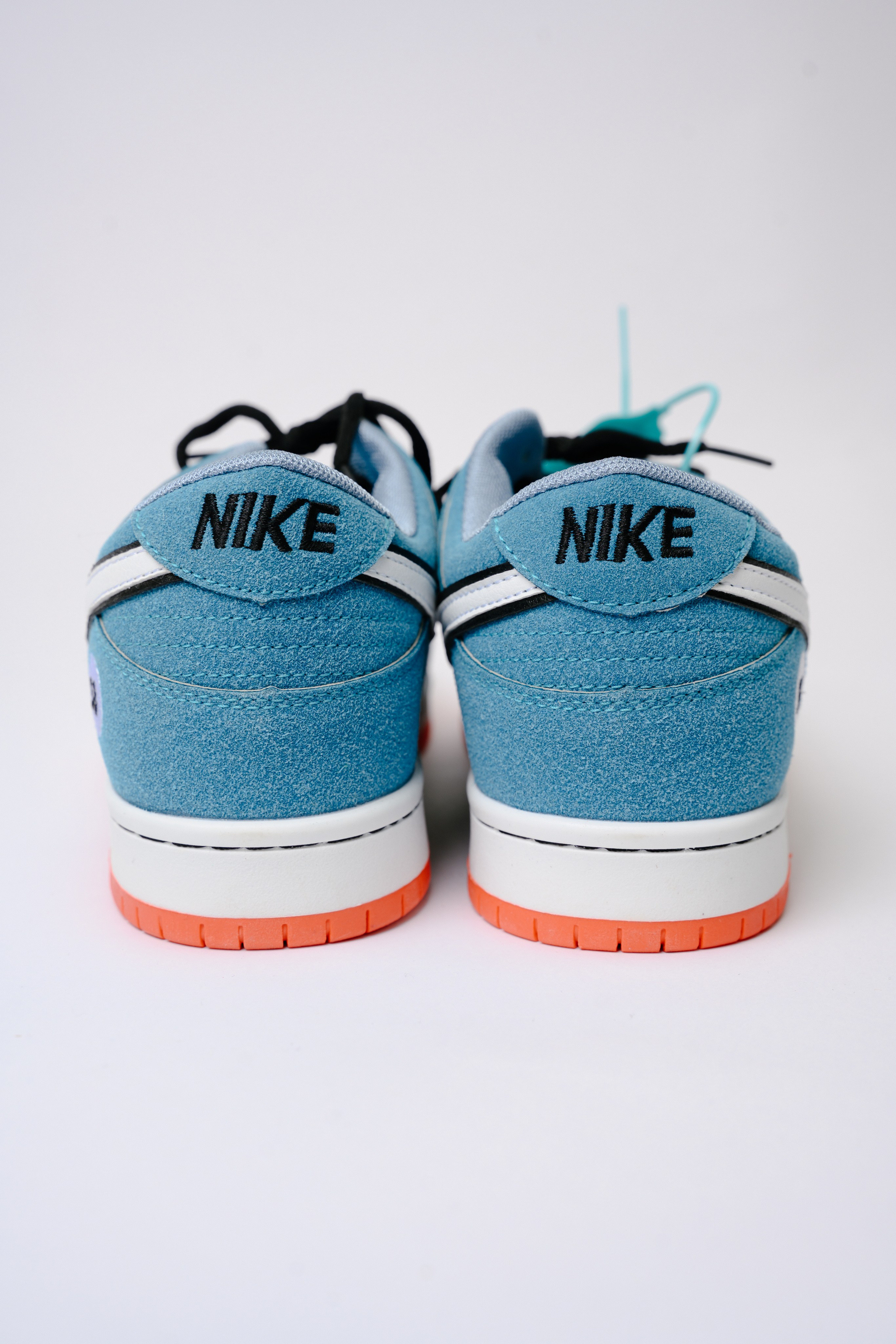 Кроссовки для wb. Фотограф в Красноярске