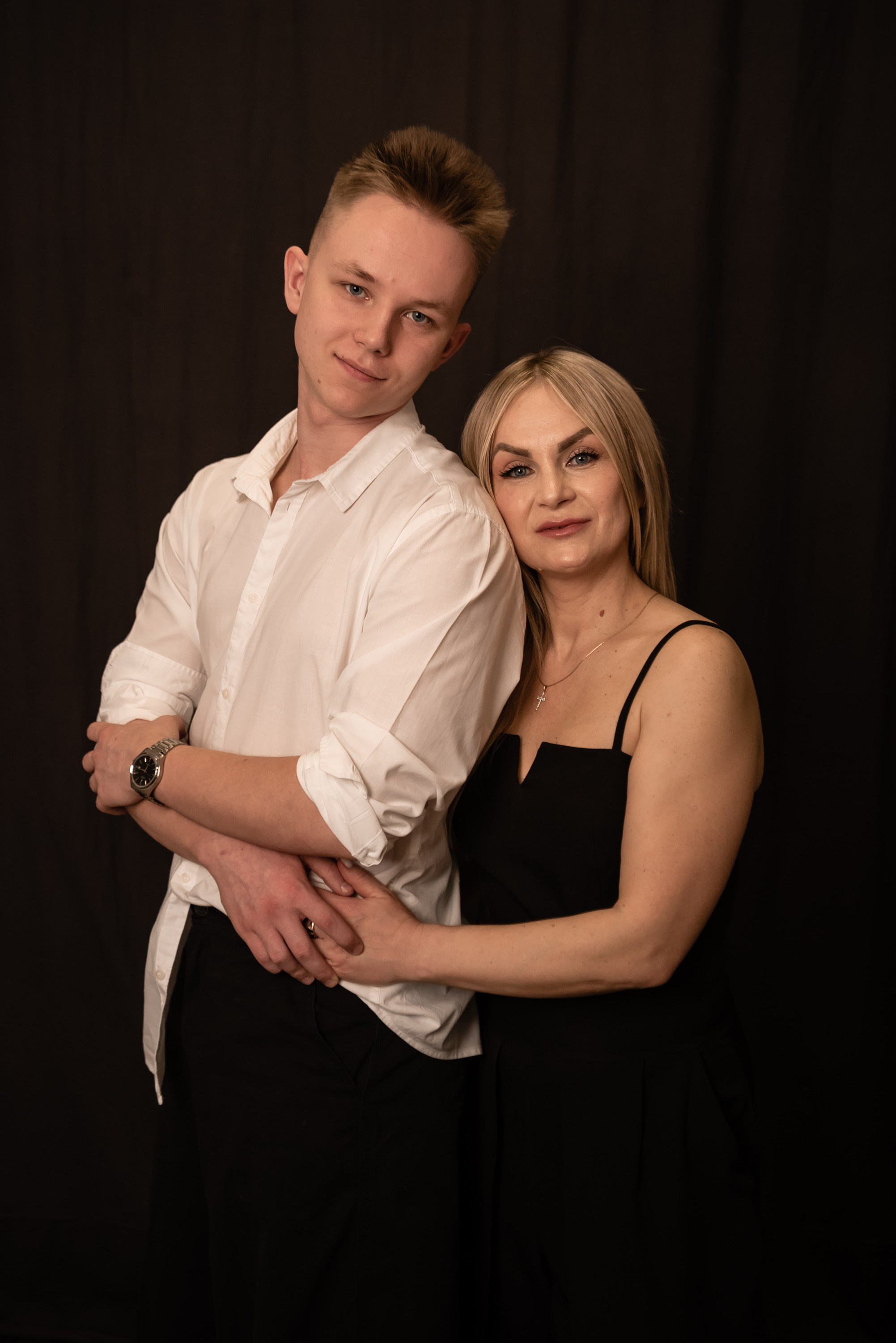 Семейная съемка в студии. Фотограф Тула творческие фотосессии недорого Ольга Ромашина