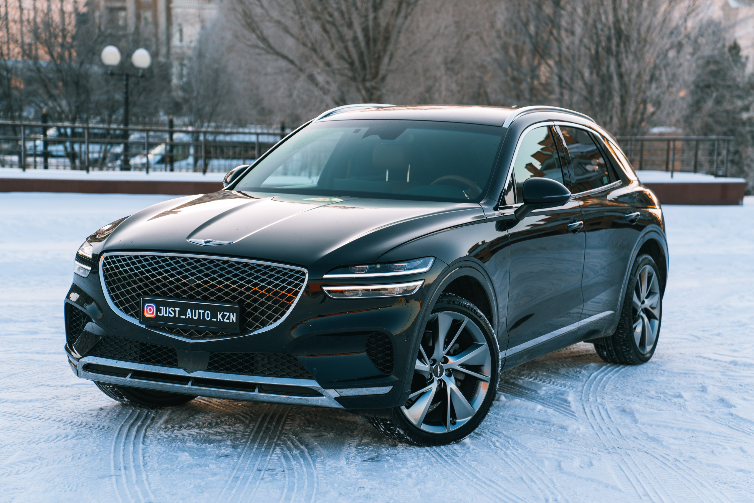 Genesis GV70. Идеальные портреты для соцсетей — Фотограф Ленар