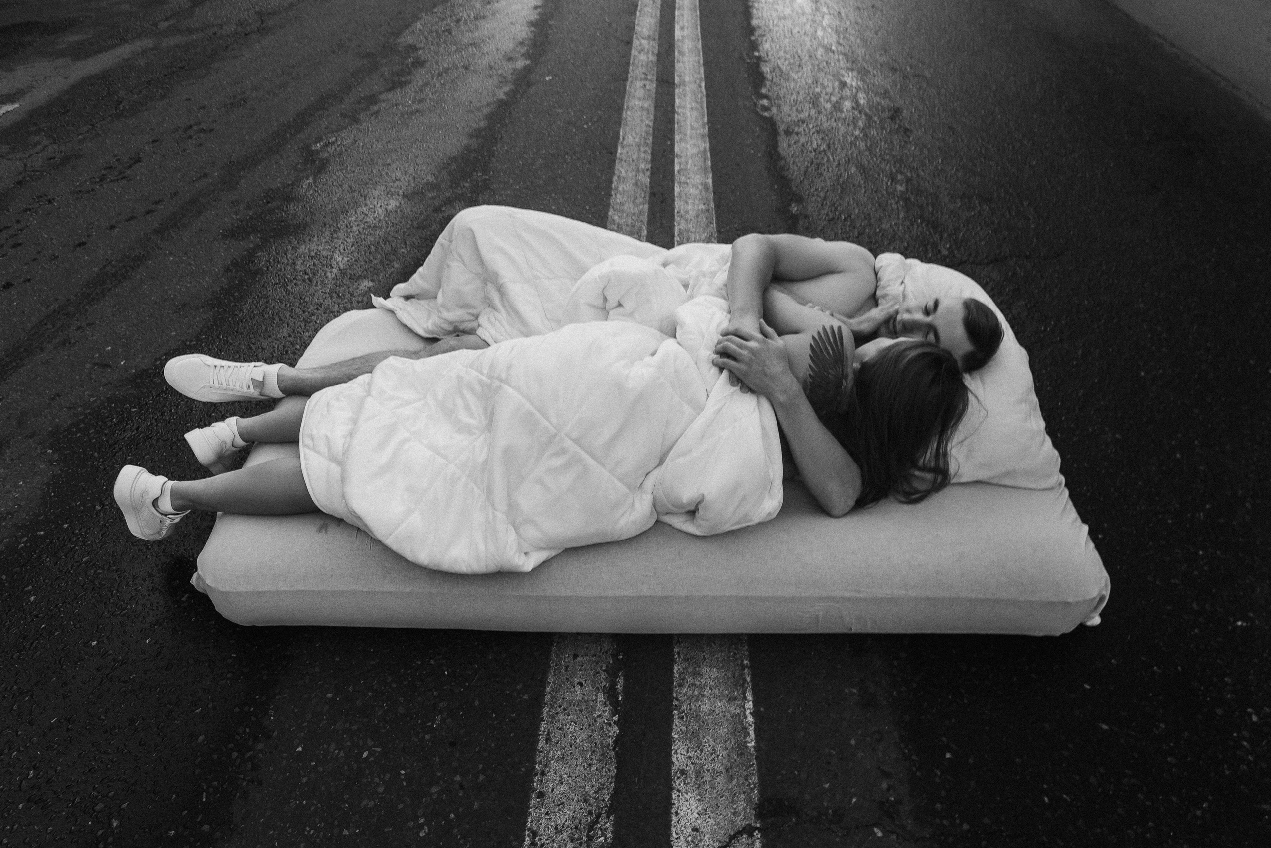 «ПРОСНИСЬ, ЭТО ЛЮБОВЬ». Maria Startseva Photo