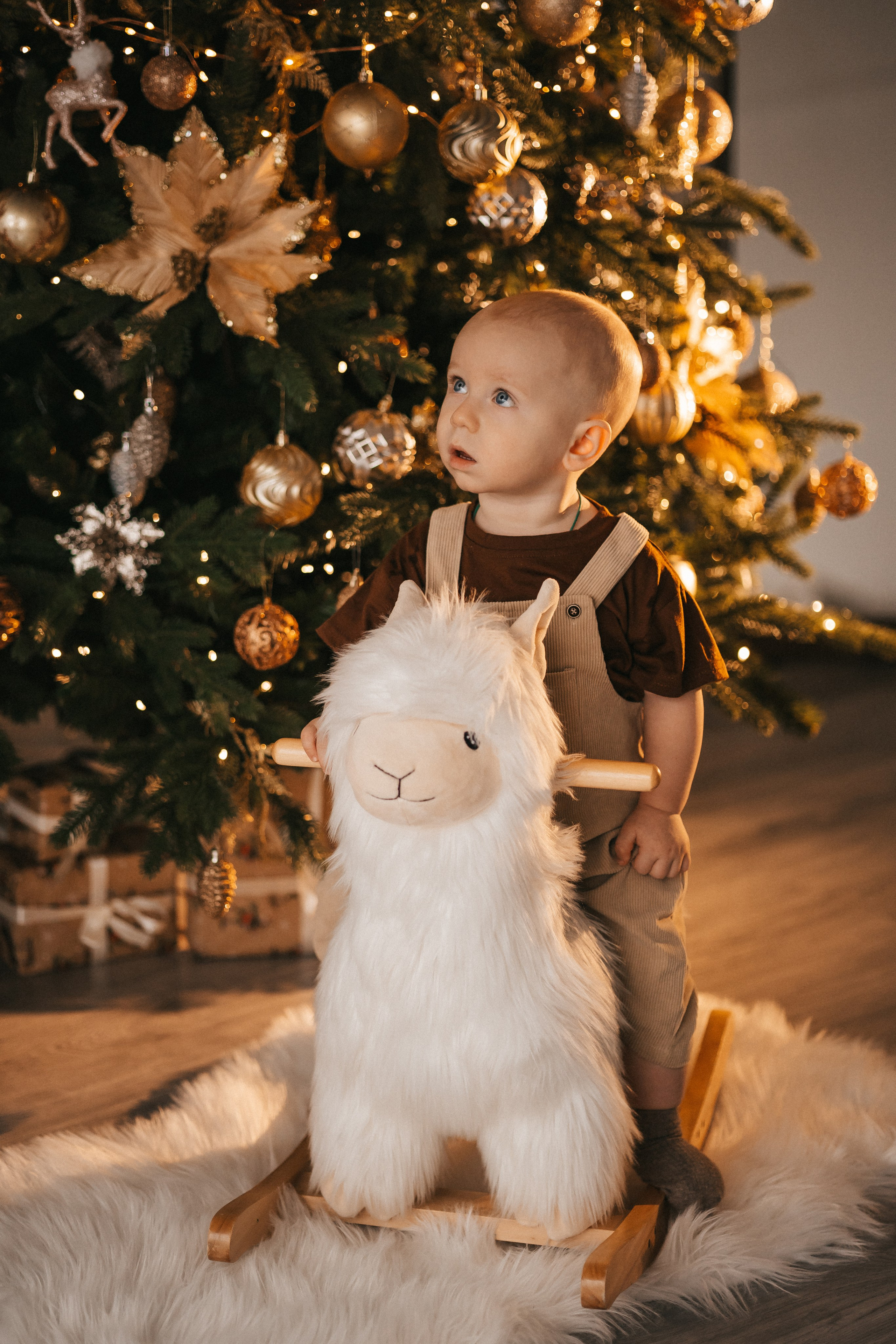 Саше 1 годик в новогодних локациях. Фотограф Нижний Новгород