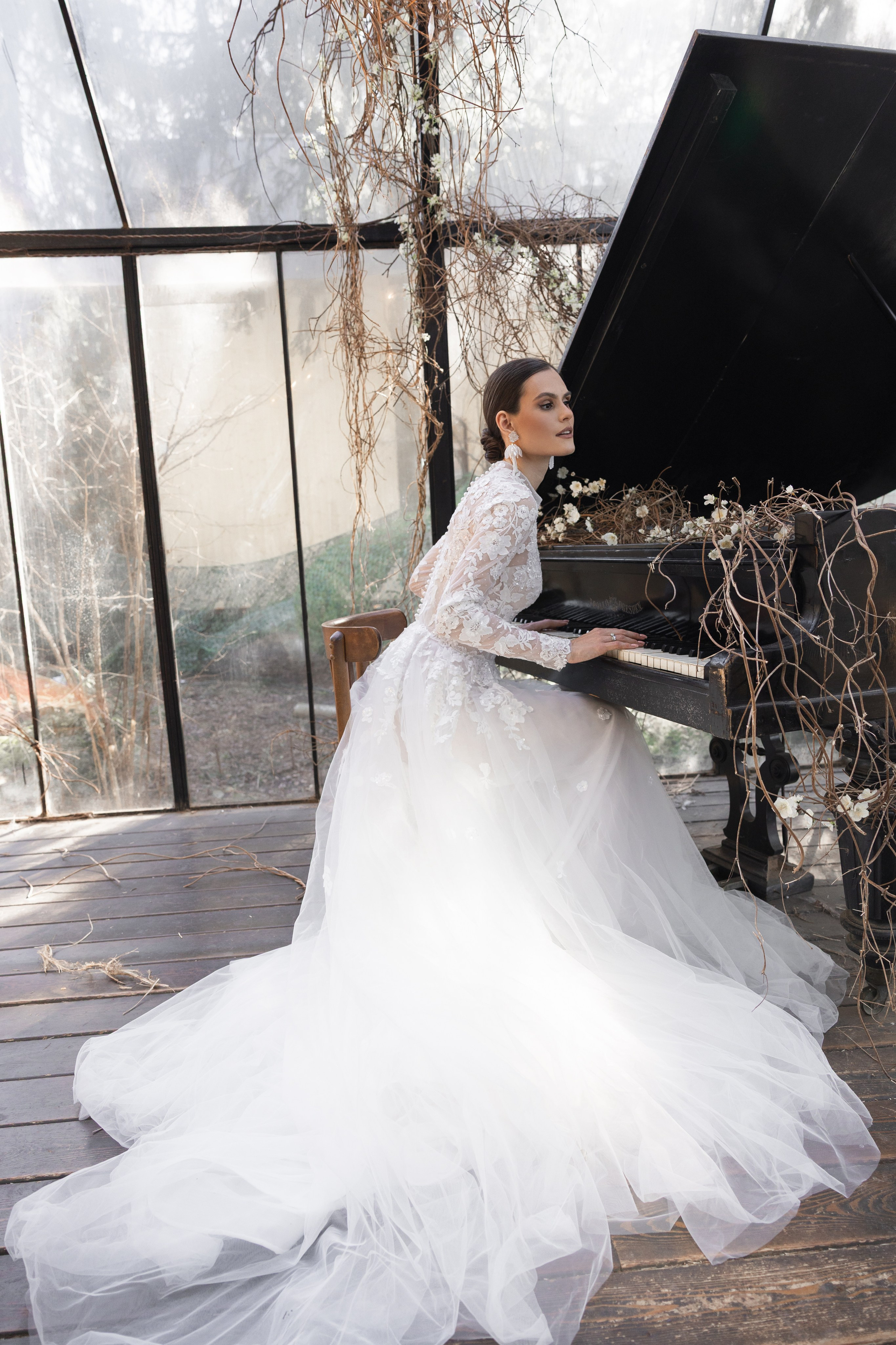 Серафима и Алексей в оранжерее. Свадебный и портретный фотограф в Москве Мария Кравченко