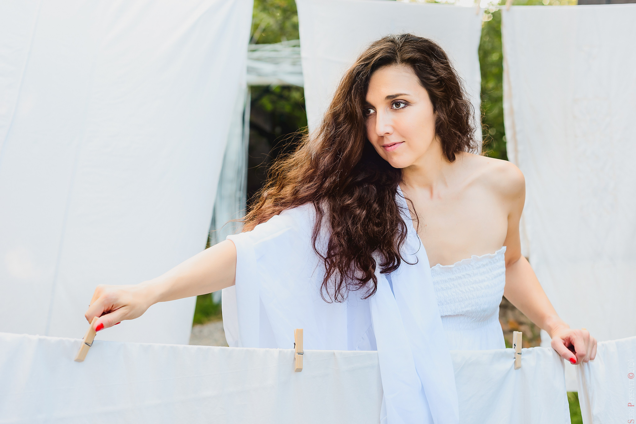 Фотосессия для девушек на природе в Москве - фотограф Сергей Пересвет. Ваш фотограф на праздник в Москве, Раменском, Жуковском, Люберцах