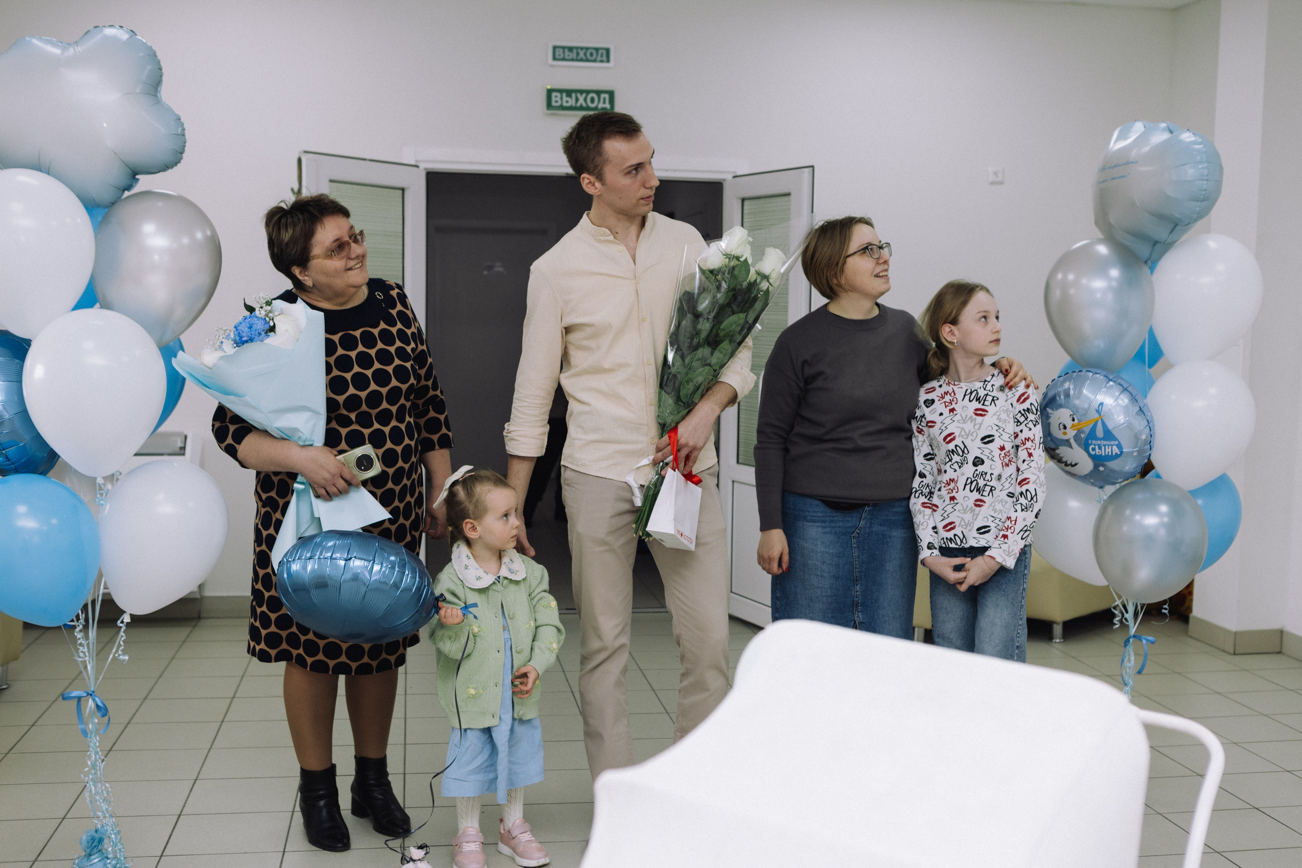 Выписка Яны и Ярослава. Фотограф в Курске Смирнов Евгений