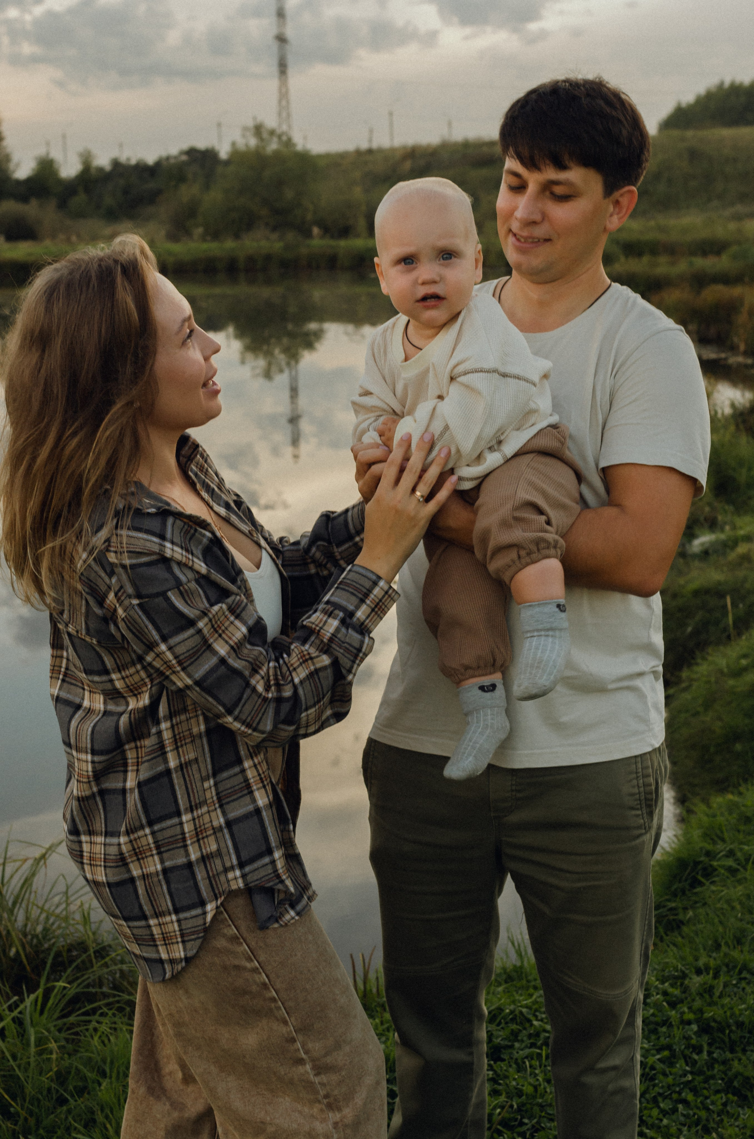 Катя, Толя и маленький Арсений. Семейный фотограф в Барнауле Ирина Ястребова