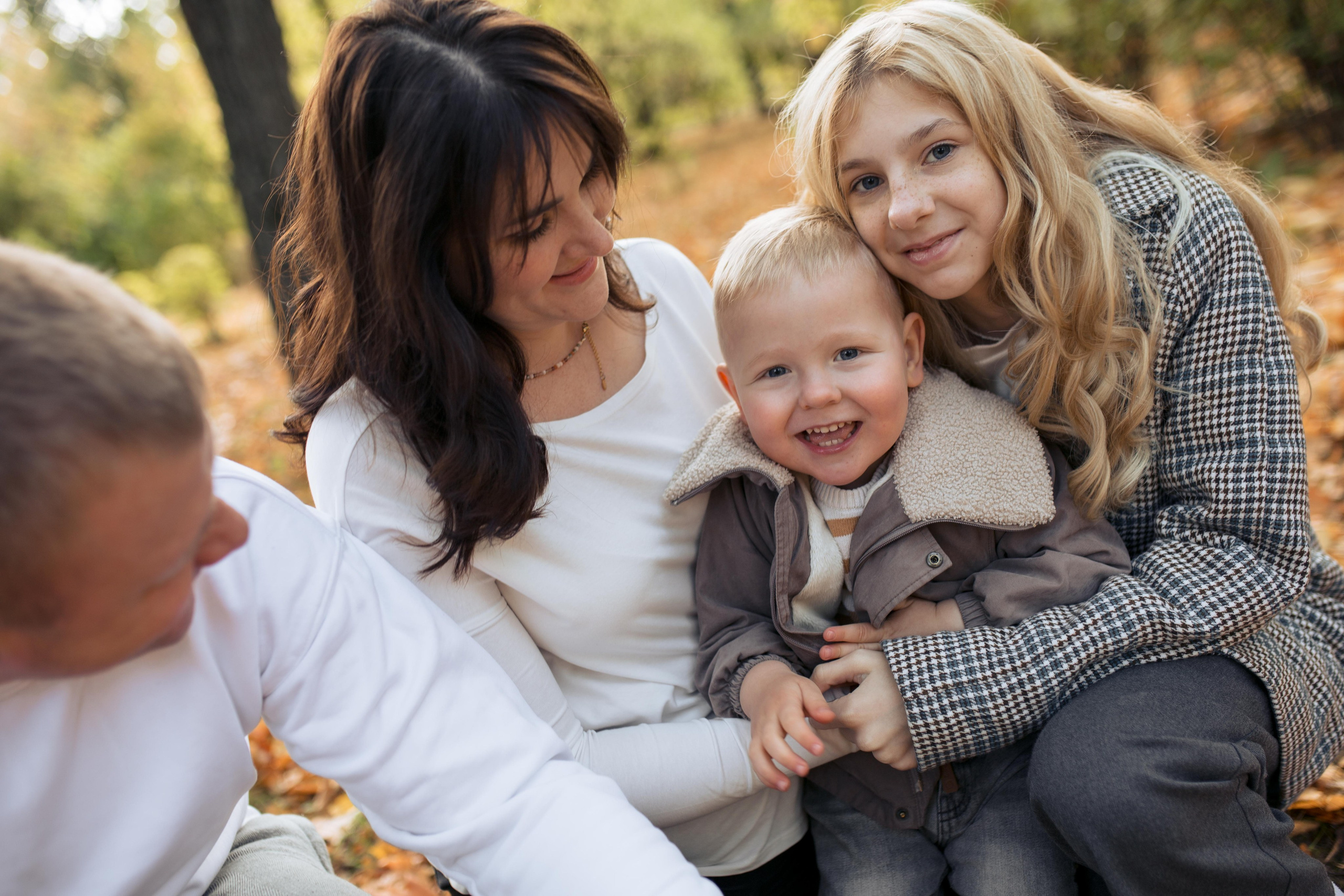 Семейная фотосессия в парке, прогулка по парку. Фотограф Валерия Горбунова Подольск Бутово Видное Щербинка