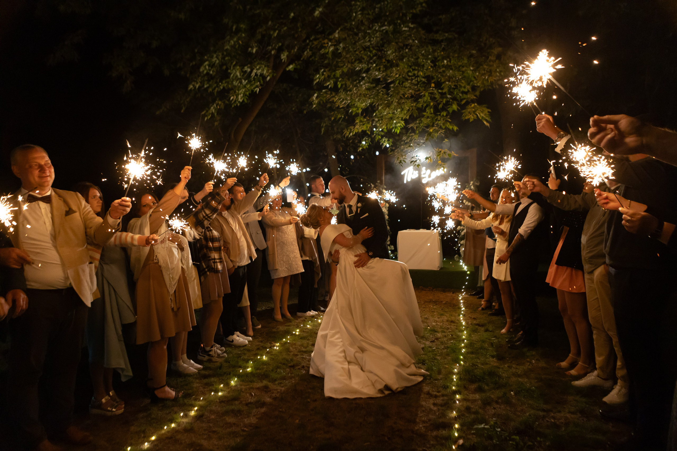 Свадебный фотограф Уфа — Руслан ГабдлисламовЖивые эмоции, красивые кадры, воспоминания на всю жизнь.Работаю по всей Республике Башкортоста. Свадебный фотограф Уфа Руслан Габдлисламов