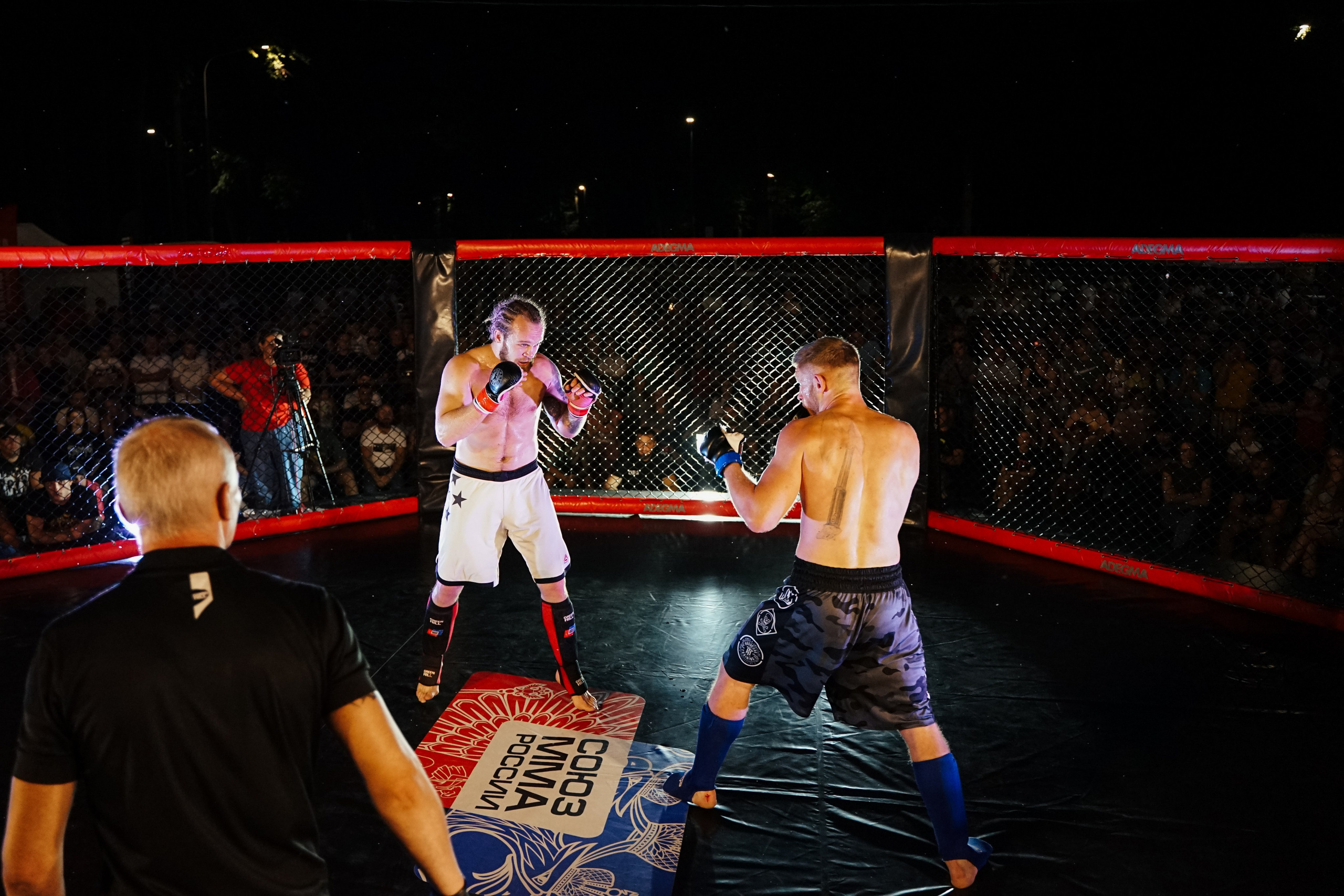 Вечер боев в ЦПКиО. Фотограф Надежда Погребняк | Рязань | Москва