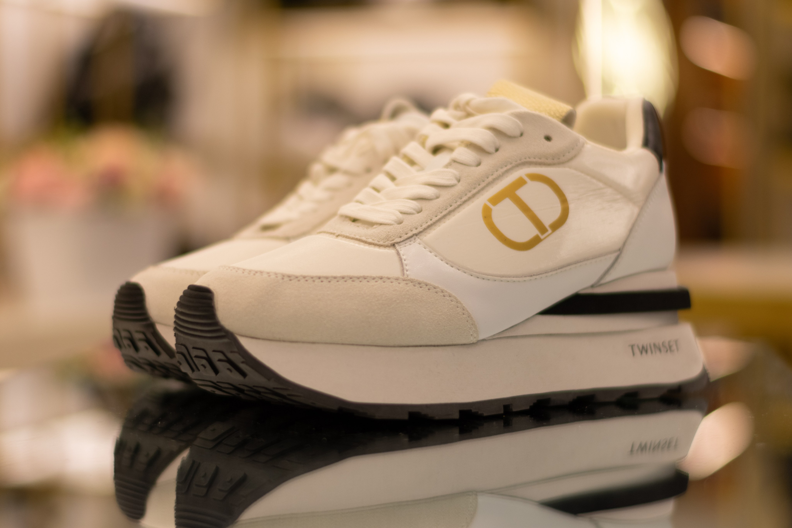 Для организаций. Предметная фотосессия для обувного магазина Capsula. Фотограф/видеограф Богдан Голованов