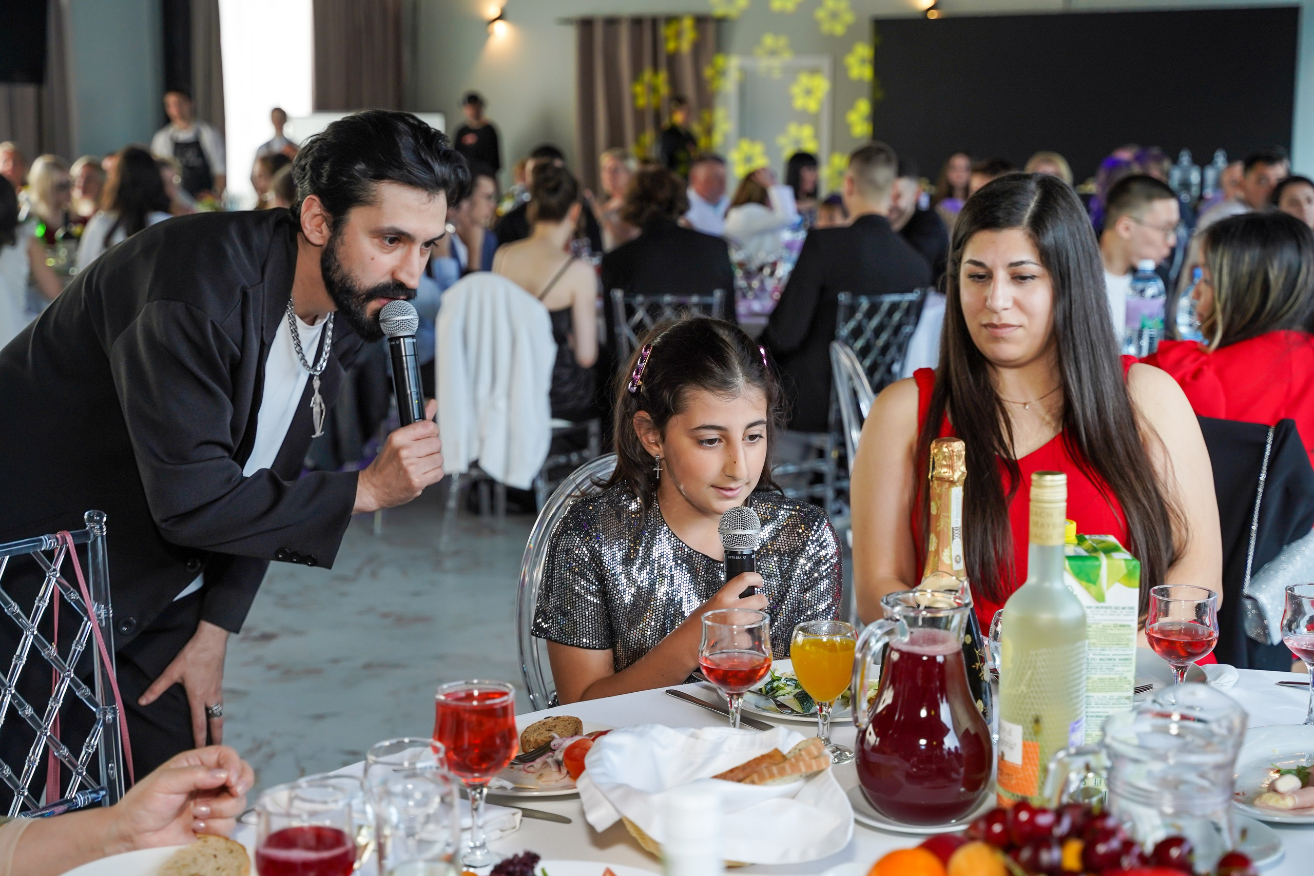 Выпускные. Репортажный фотограф и видеограф в Санкт-Петербурге